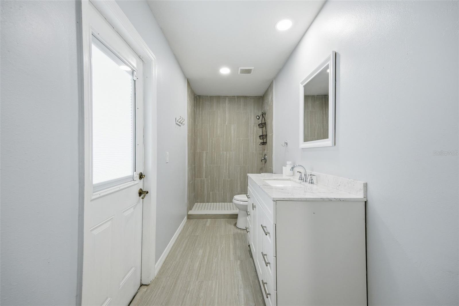 504 STRATFIELD DR, LUTZ, FL — photo 26