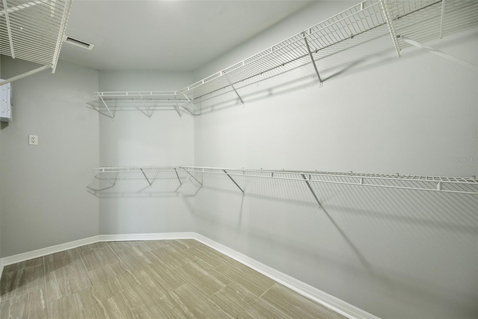 504 STRATFIELD DR, LUTZ, FL — photo 27