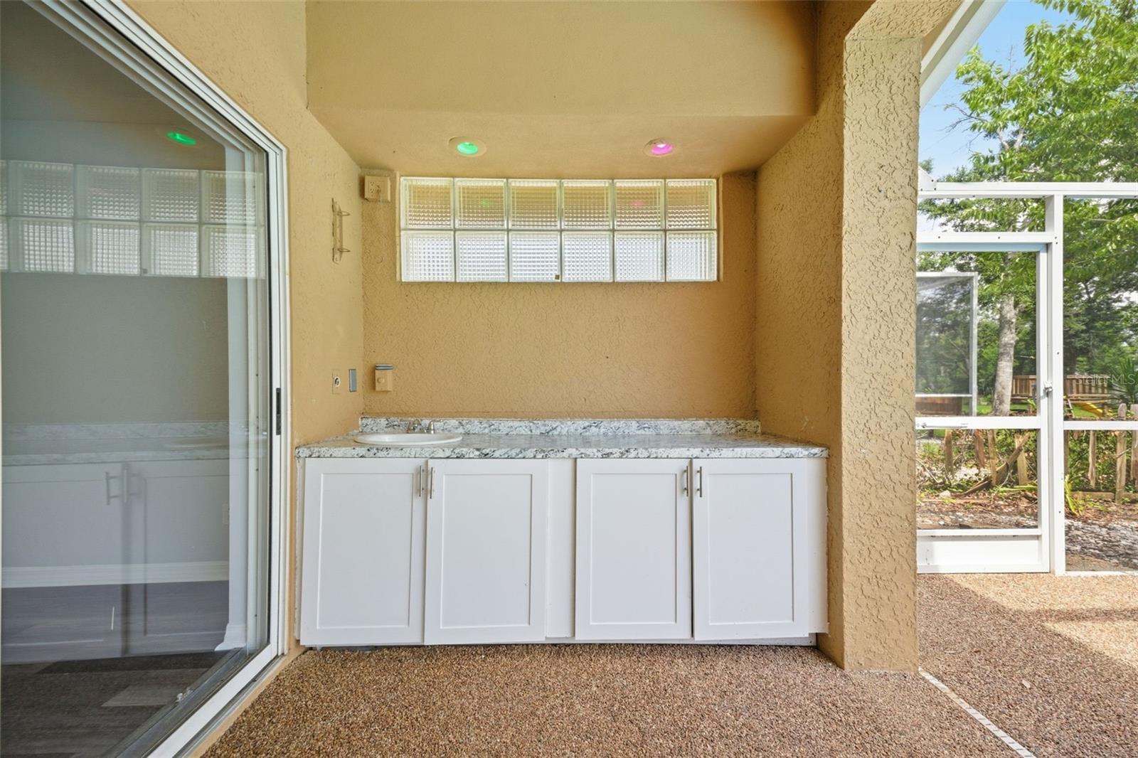 504 STRATFIELD DR, LUTZ, FL — photo 46
