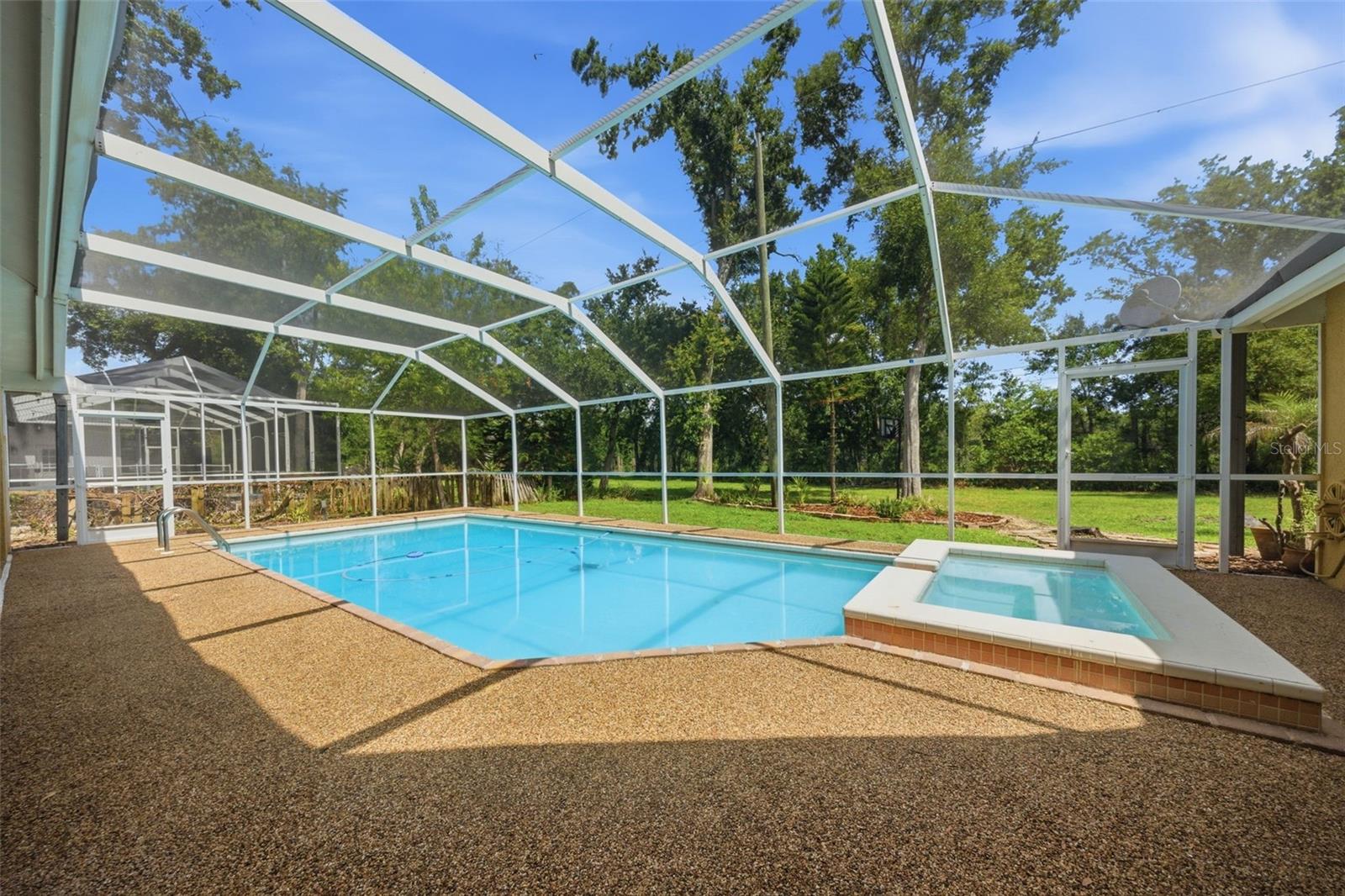 504 STRATFIELD DR, LUTZ, FL — photo 48