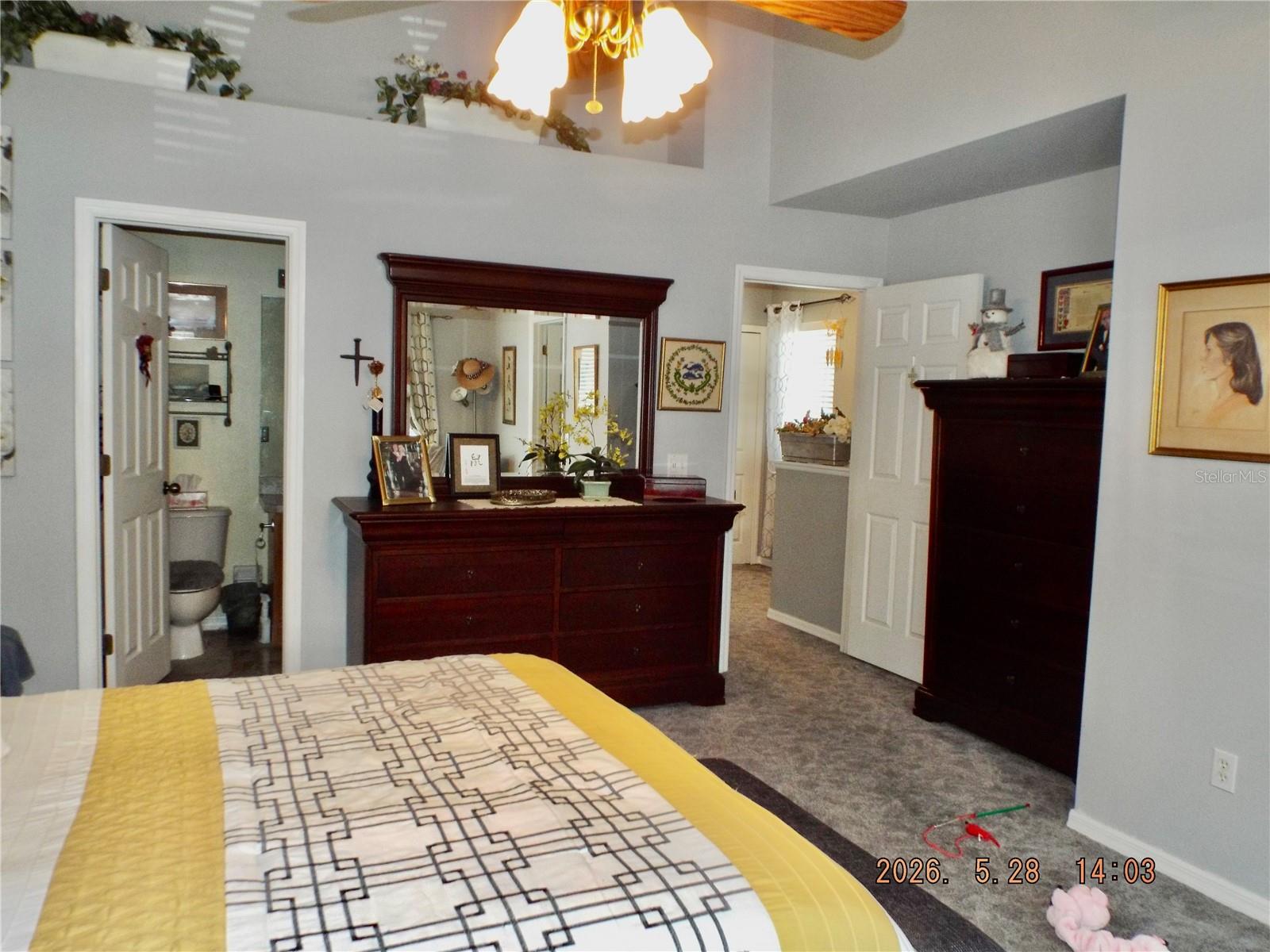 13601 FOREST LAKE DR, LARGO, FL — photo 9
