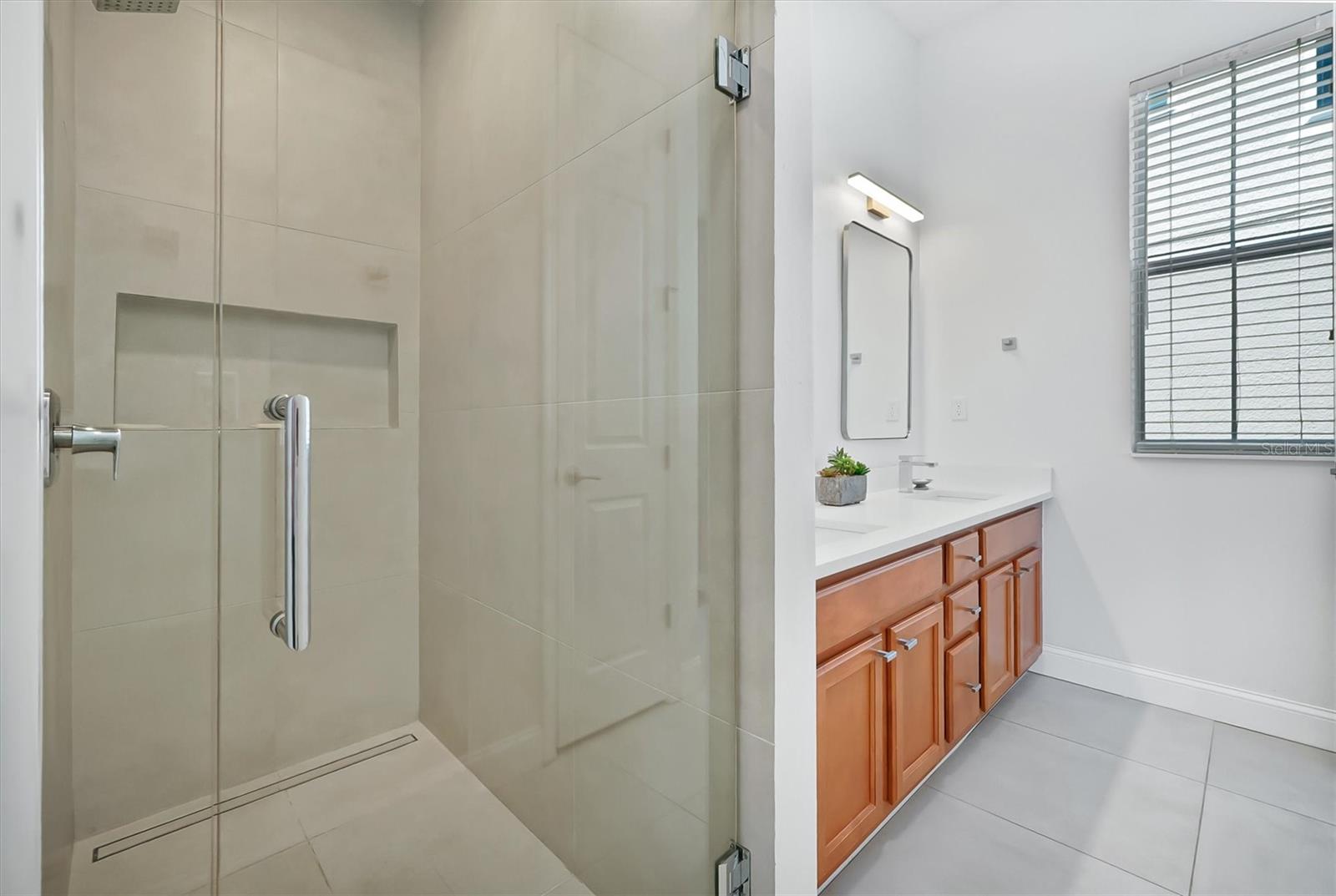 7768 LINKSIDE LOOP, REUNION, FL — photo 27