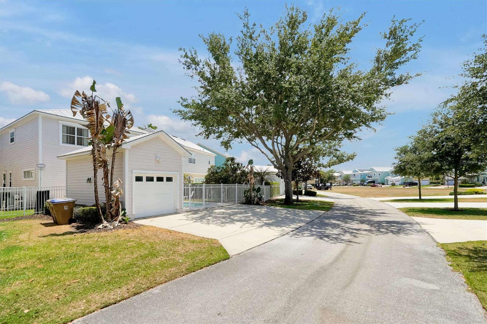 7768 LINKSIDE LOOP, REUNION, FL — photo 43