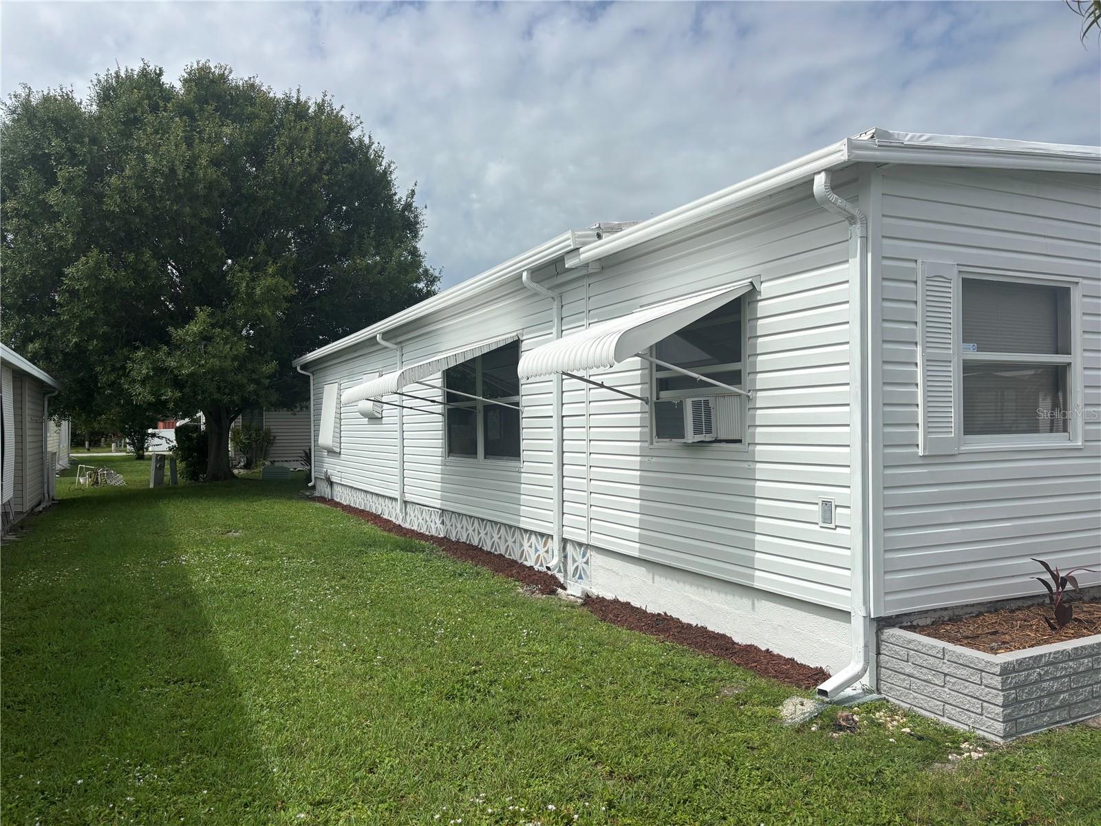 808 53RD AVE E #203, BRADENTON, FL — photo 2