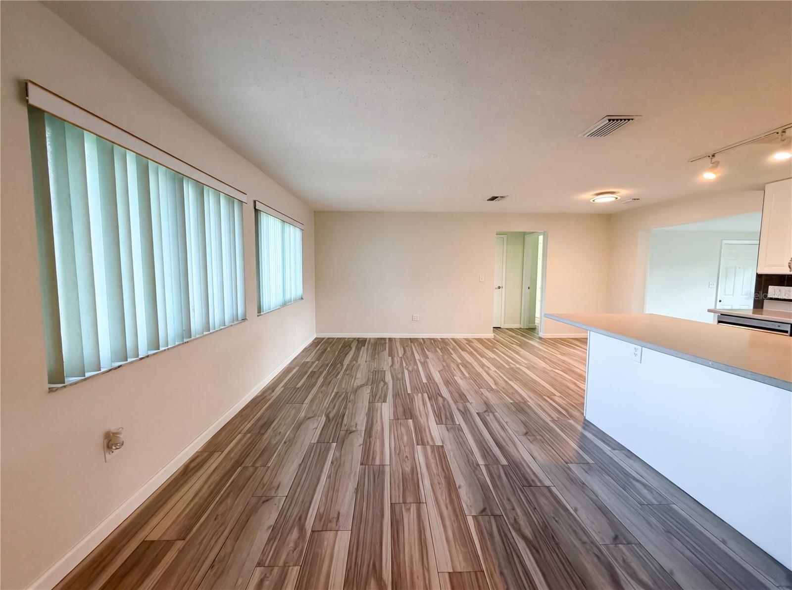3260 PINETREE ST, PORT CHARLOTTE, FL — photo 3