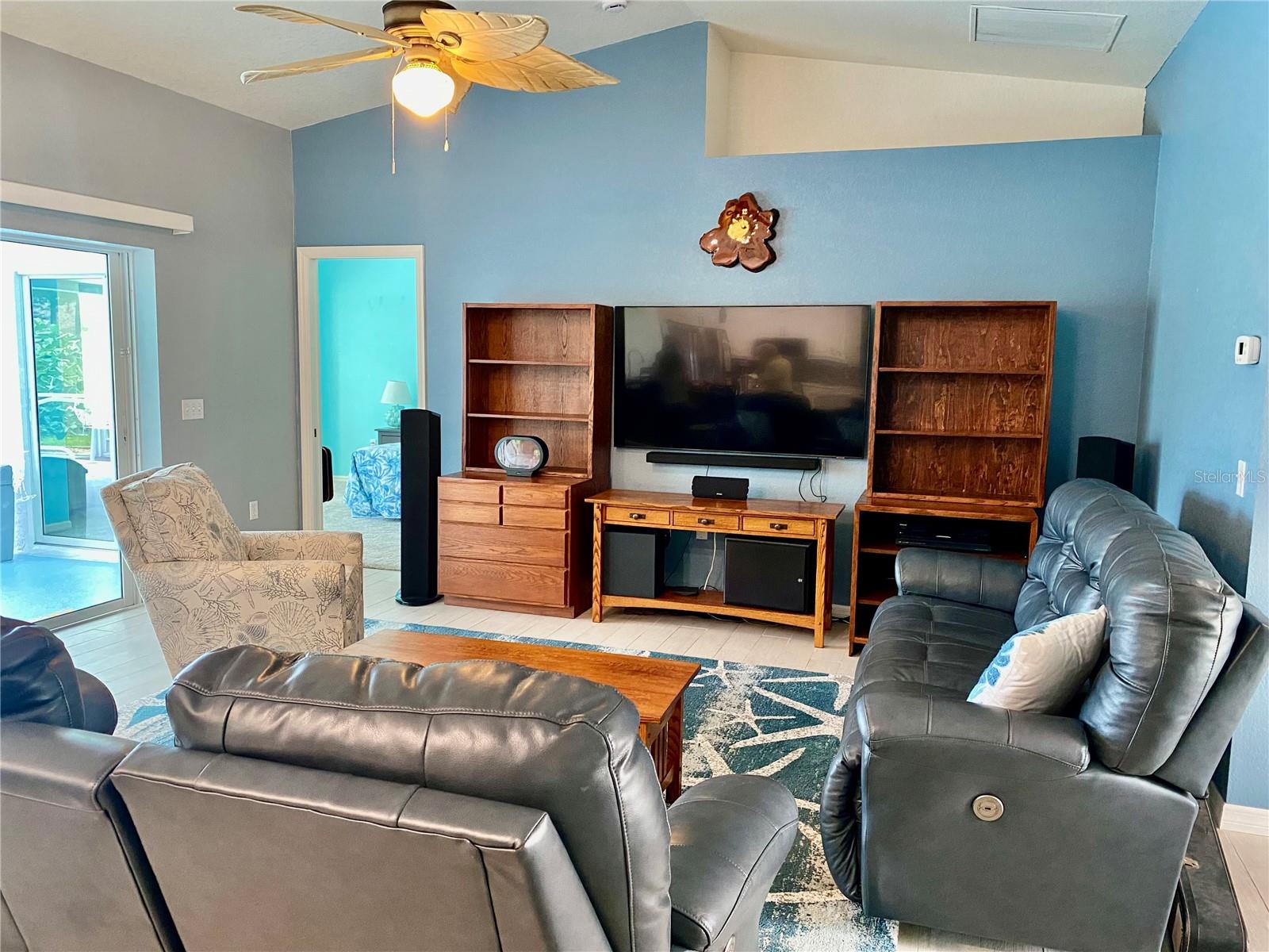 123 KINGS DR, ROTONDA WEST, FL — photo 12
