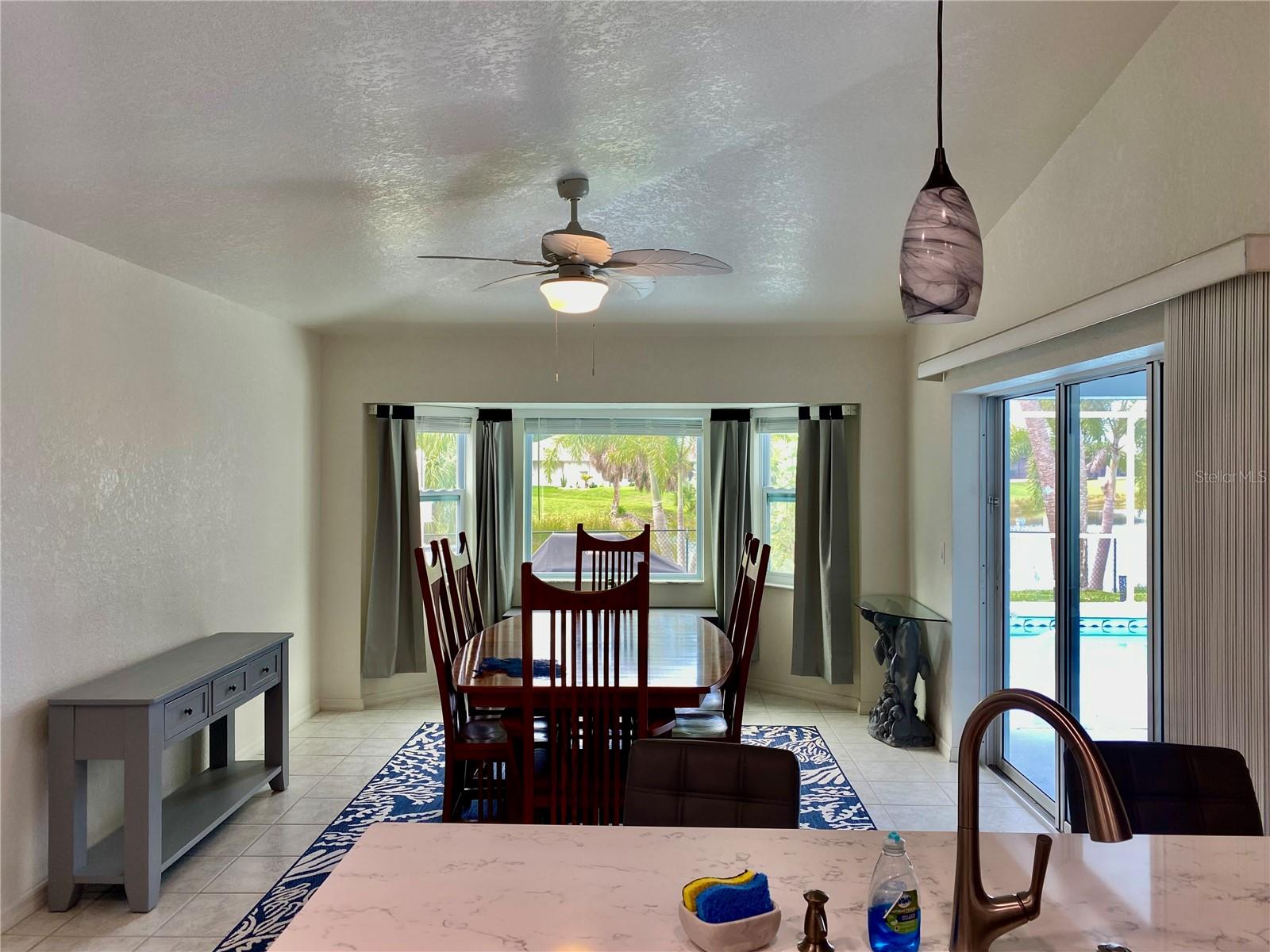 123 KINGS DR, ROTONDA WEST, FL — photo 15