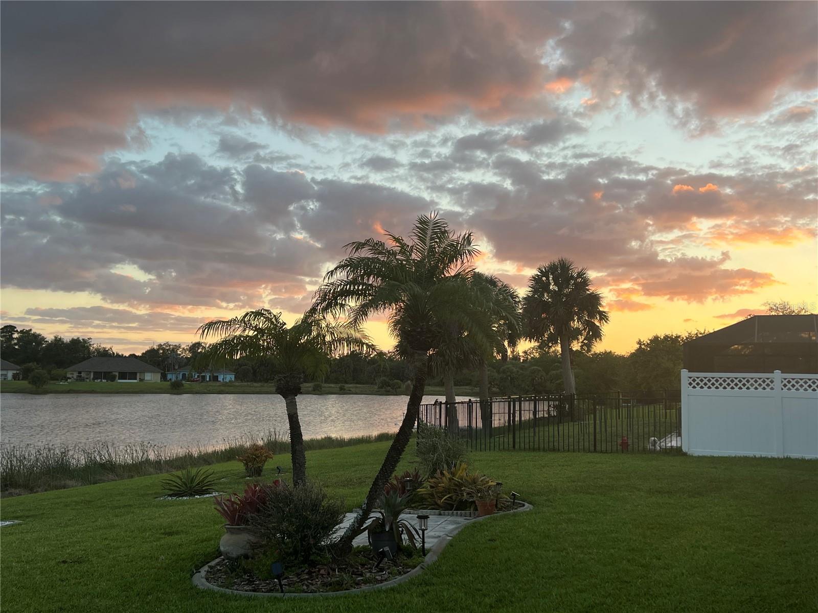 123 KINGS DR, ROTONDA WEST, FL — photo 46