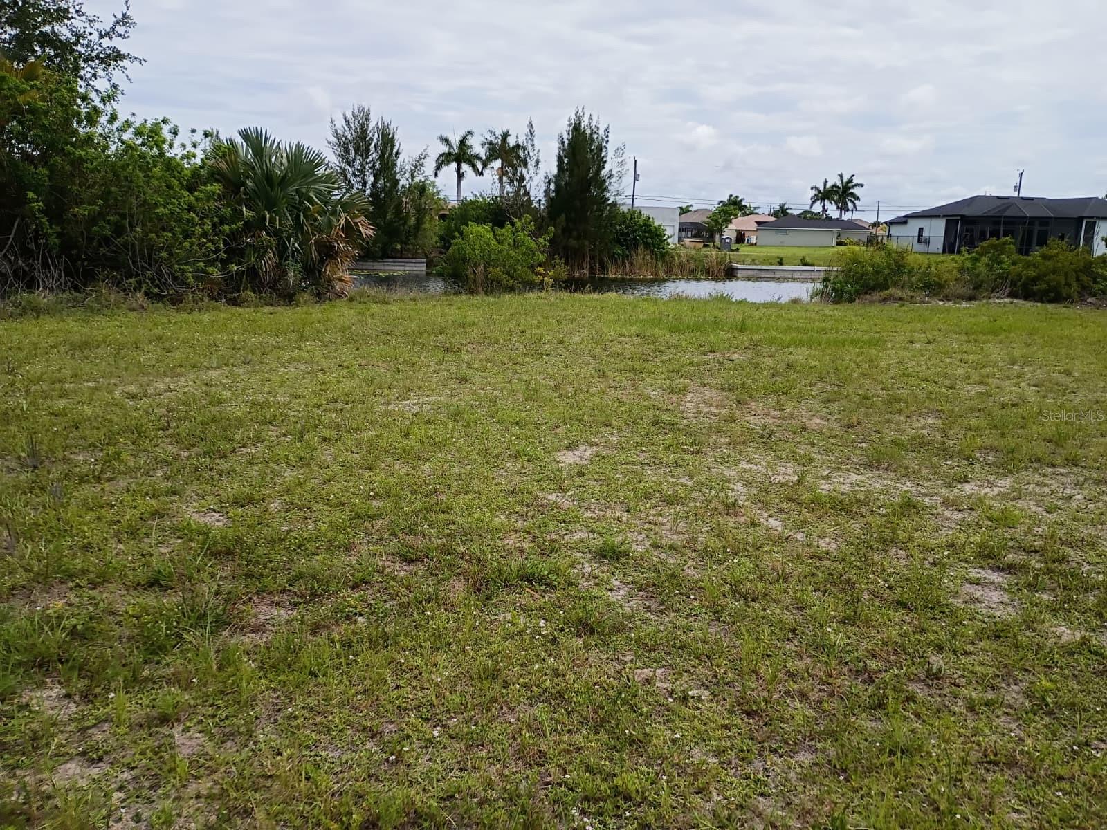 2915 DIPLOMAT PKWY W, CAPE CORAL, FL — photo 2