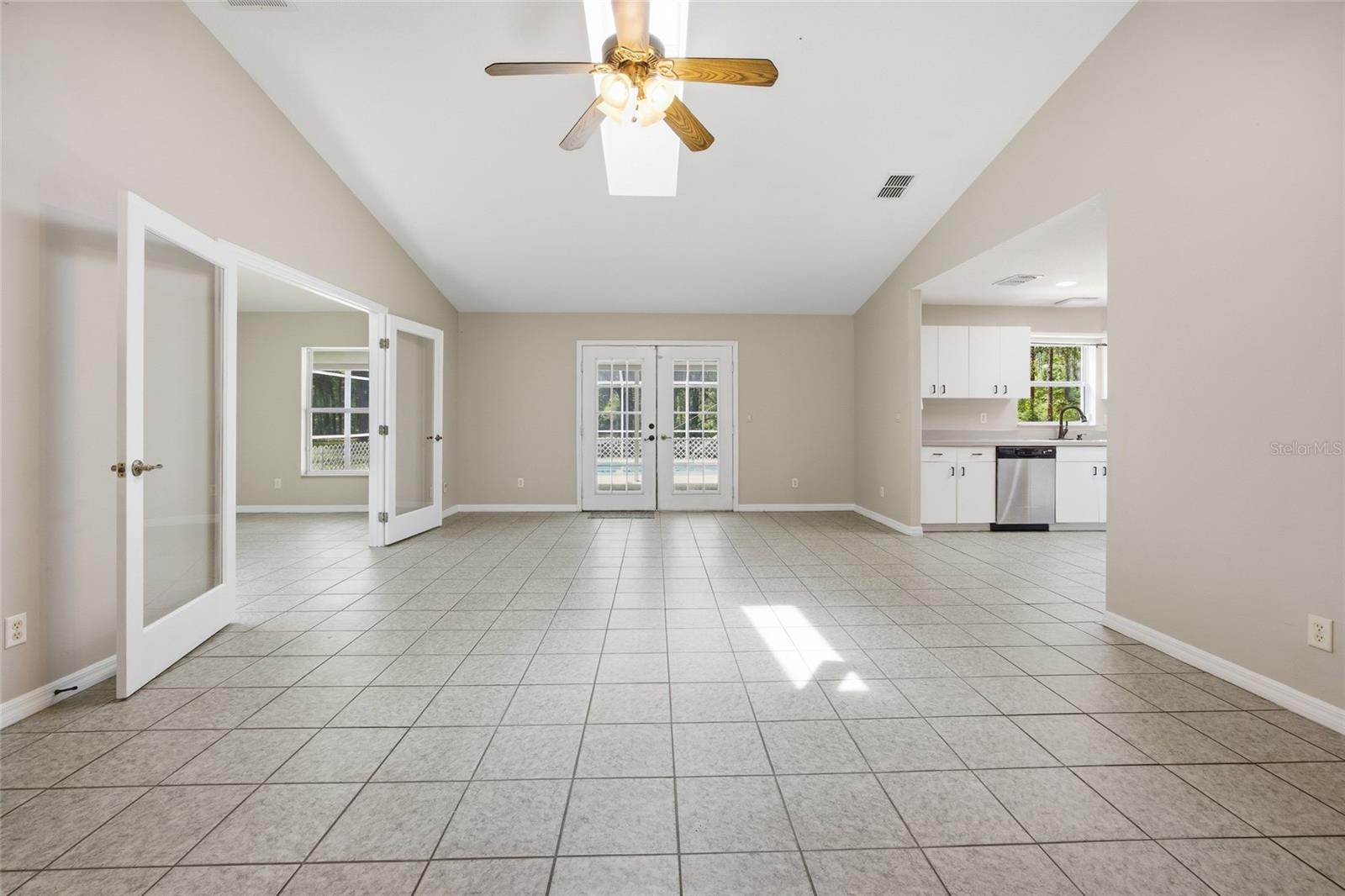 7050 NE STATE ROAD 121, WILLISTON, FL — photo 3
