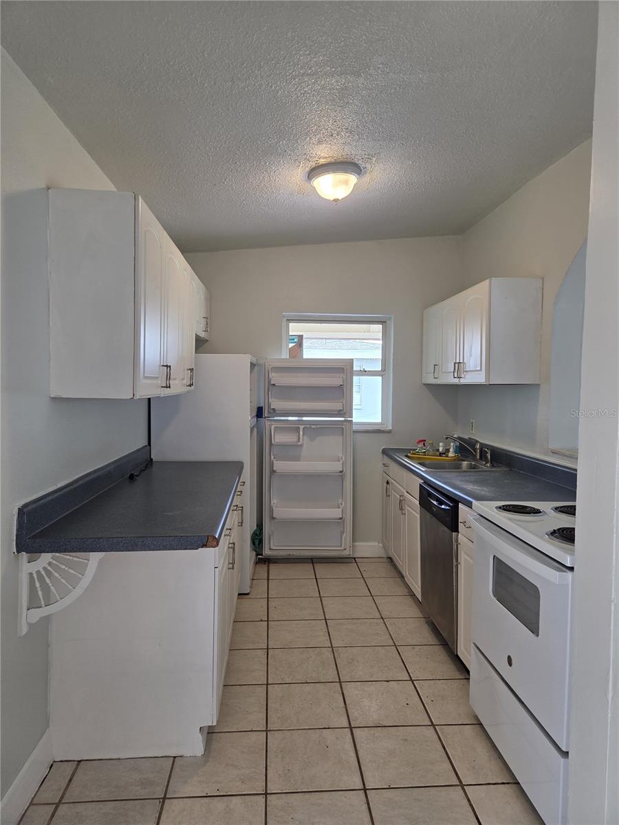 3381 WESTLUND TER, PORT CHARLOTTE, FL — photo 12