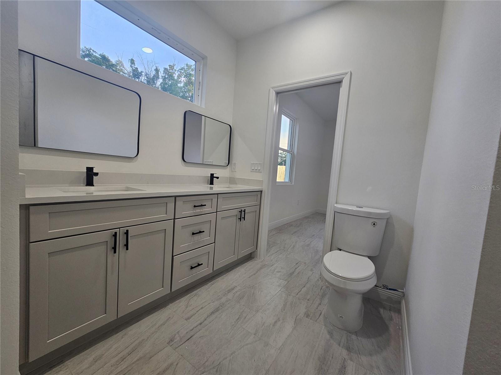 2068 DIXIE AVE, SANFORD, FL — photo 12