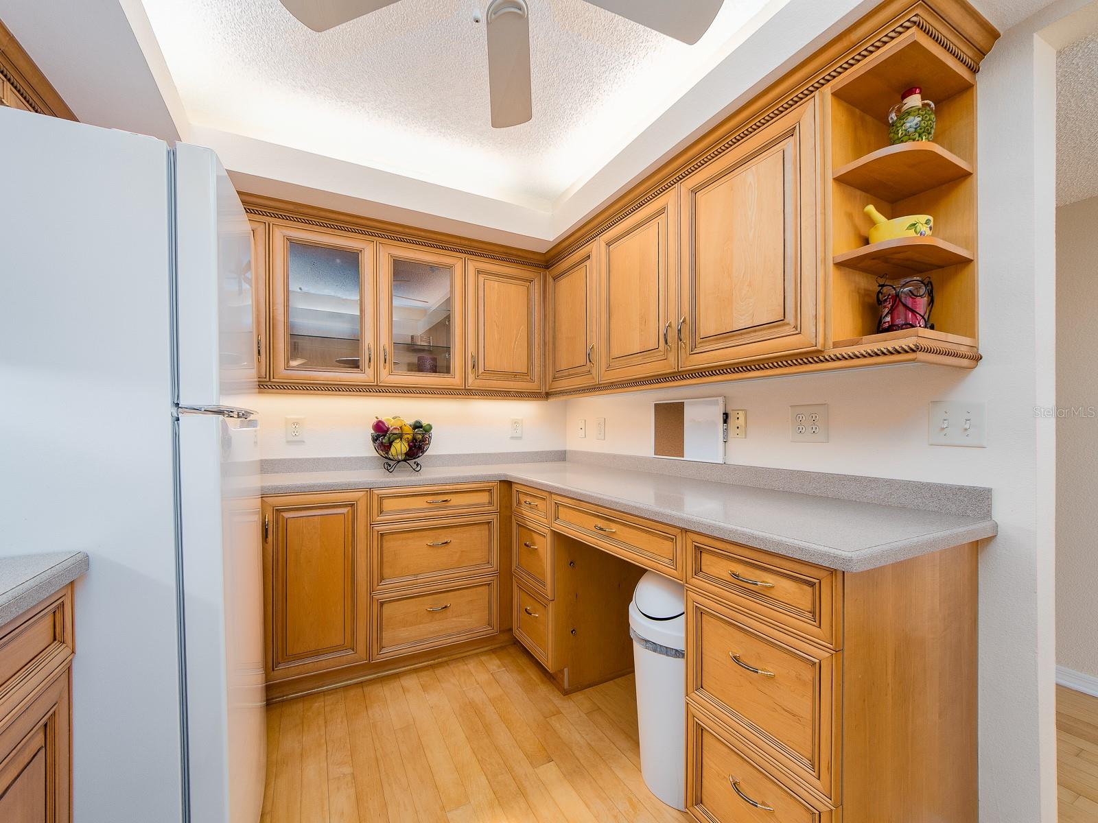 690 ISLAND WAY #404, CLEARWATER BEACH, FL — photo 6
