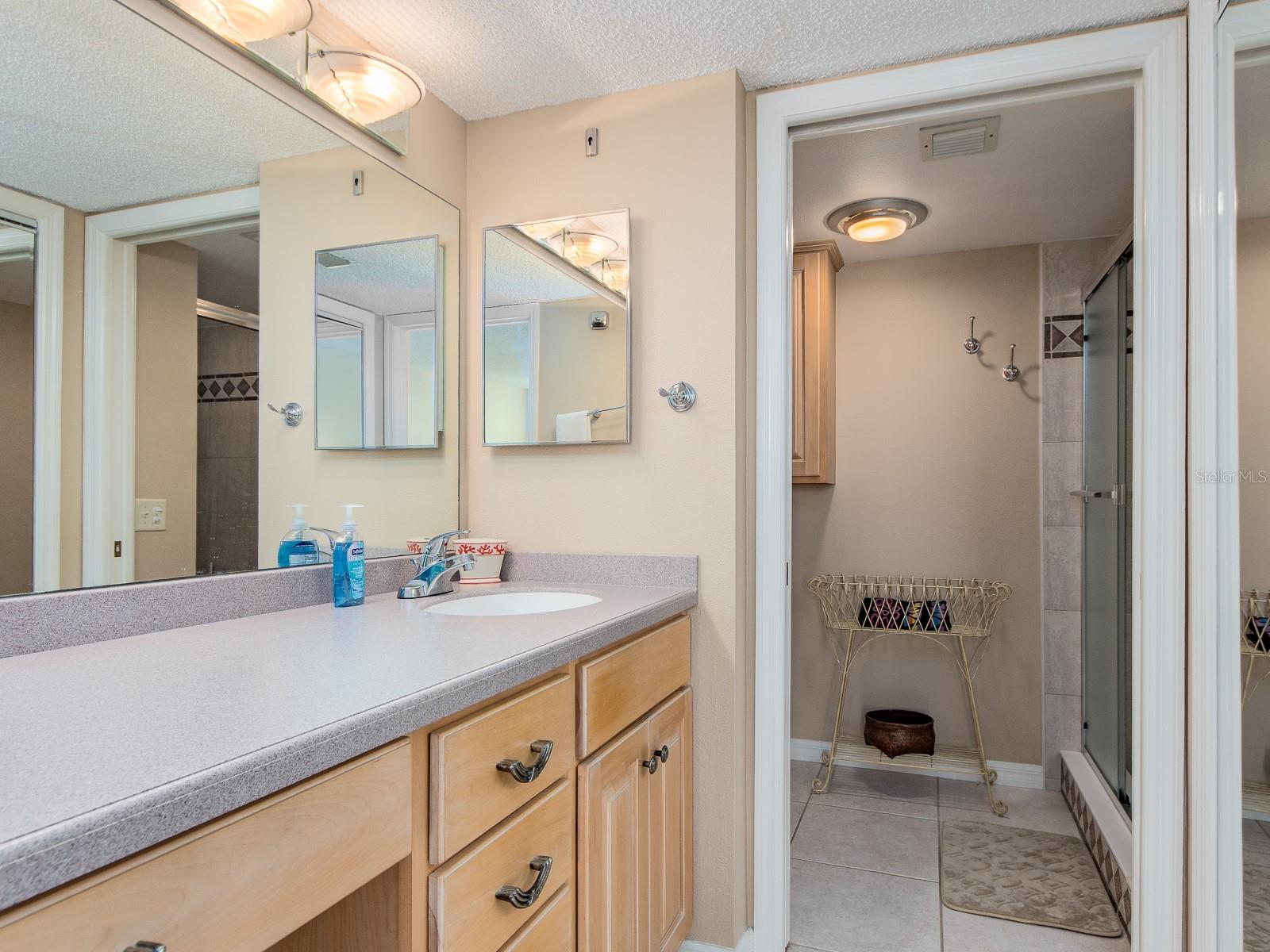 690 ISLAND WAY #404, CLEARWATER BEACH, FL — photo 20
