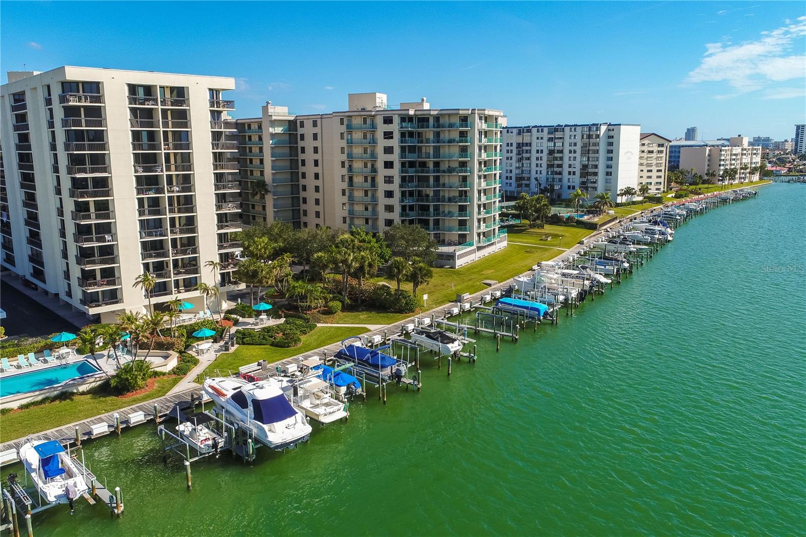 690 ISLAND WAY #404, CLEARWATER BEACH, FL — photo 27