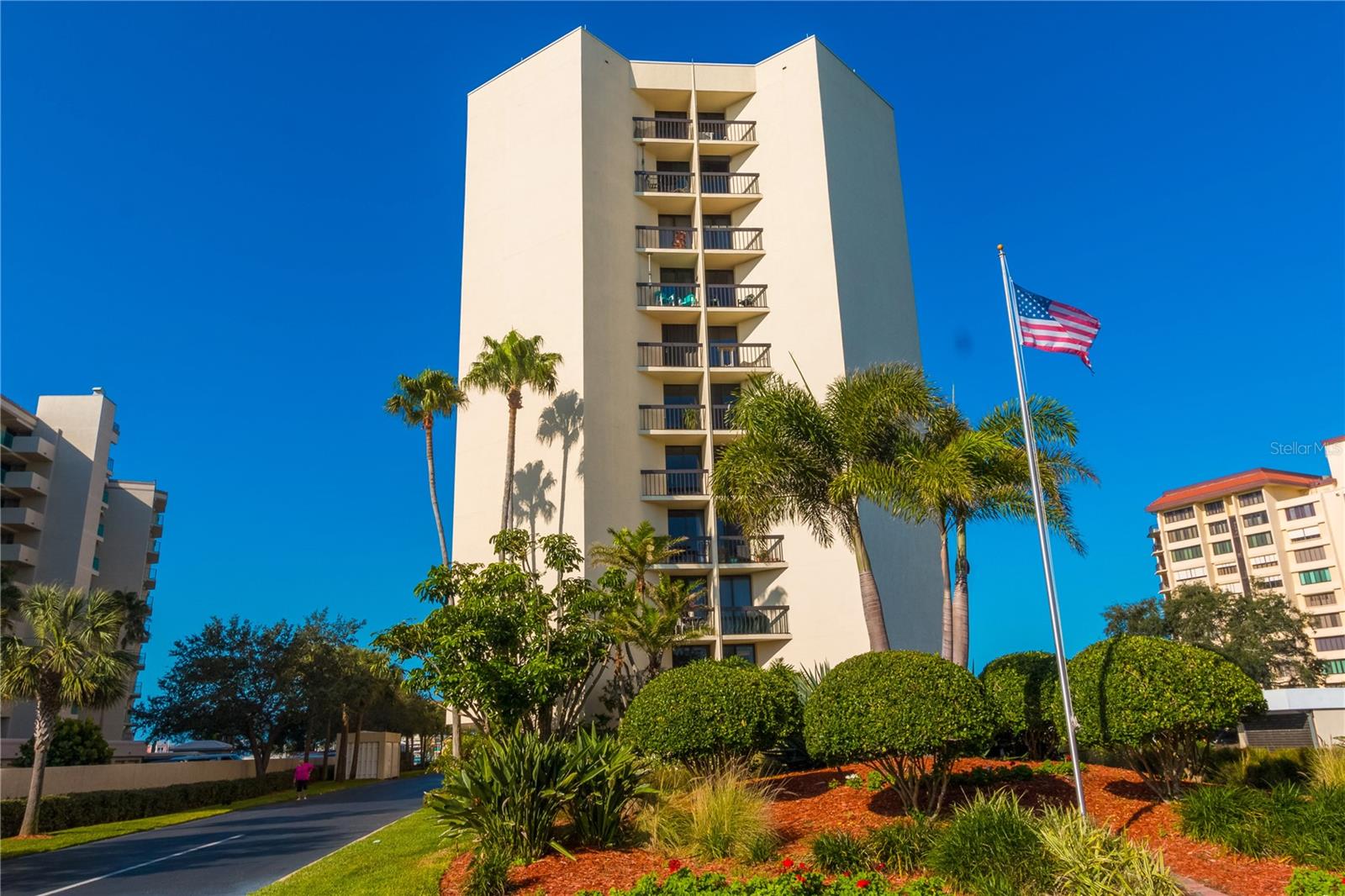 690 ISLAND WAY #404, CLEARWATER BEACH, FL — photo 36