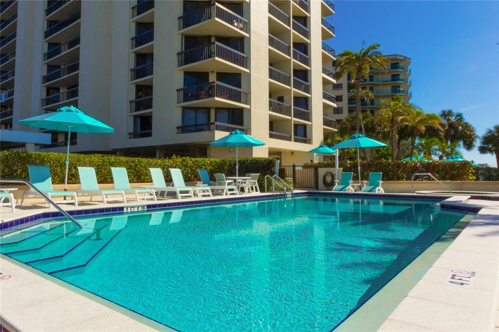 690 ISLAND WAY #404, CLEARWATER BEACH, FL — photo 37