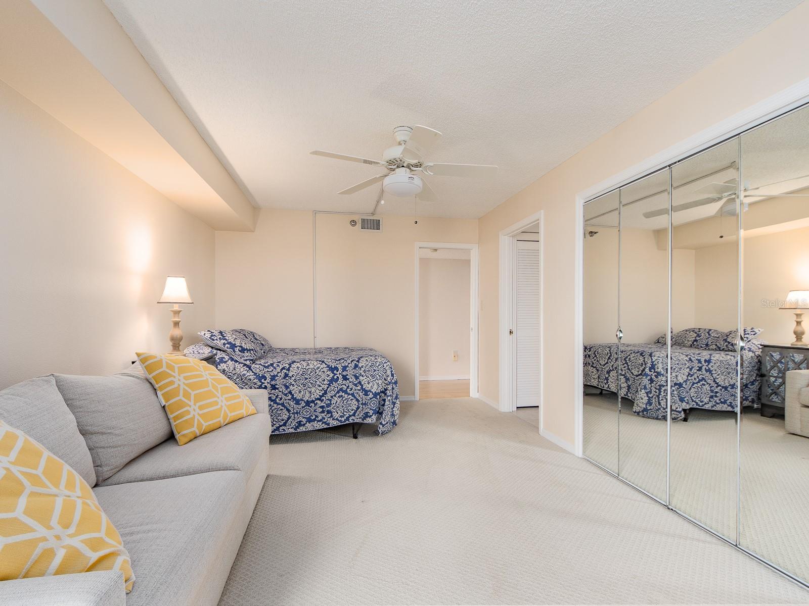 690 ISLAND WAY #404, CLEARWATER BEACH, FL — photo 53