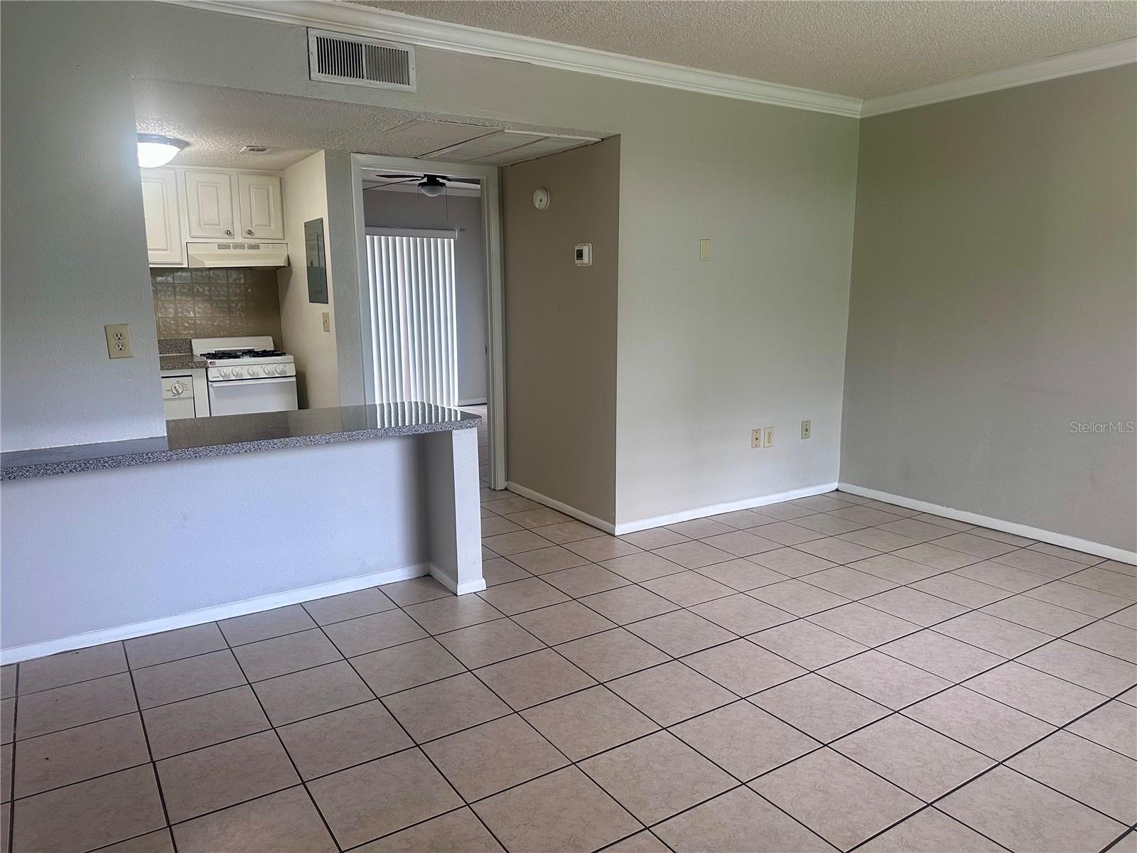 129 BLUE POINT WAY #150, ALTAMONTE SPRINGS, FL — photo 2