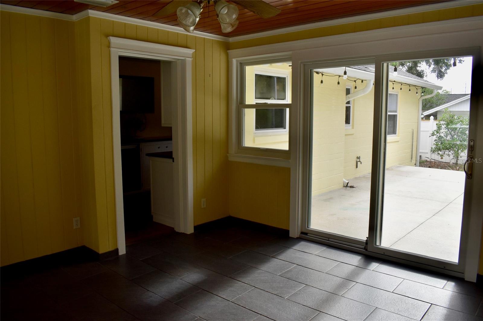 2200 E GORE ST, ORLANDO, FL — photo 11