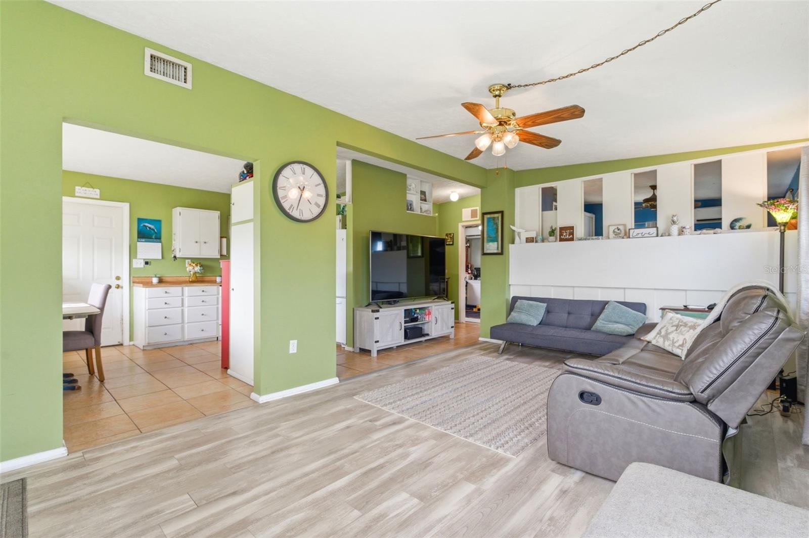 100 AVERY AVE, CRYSTAL BEACH, FL — photo 9