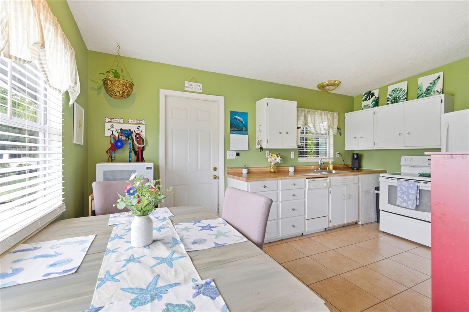 100 AVERY AVE, CRYSTAL BEACH, FL — photo 13
