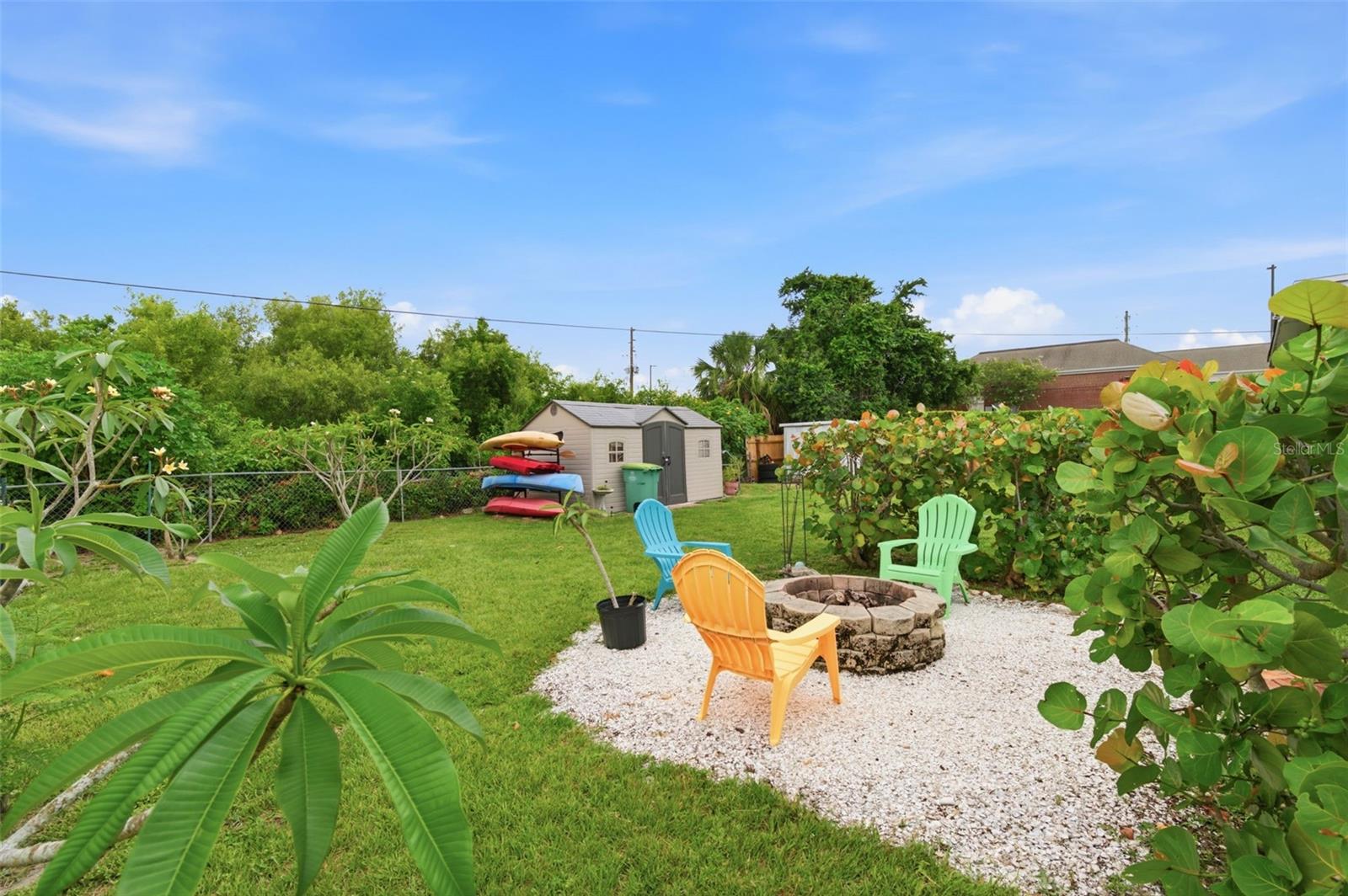 100 AVERY AVE, CRYSTAL BEACH, FL — photo 32