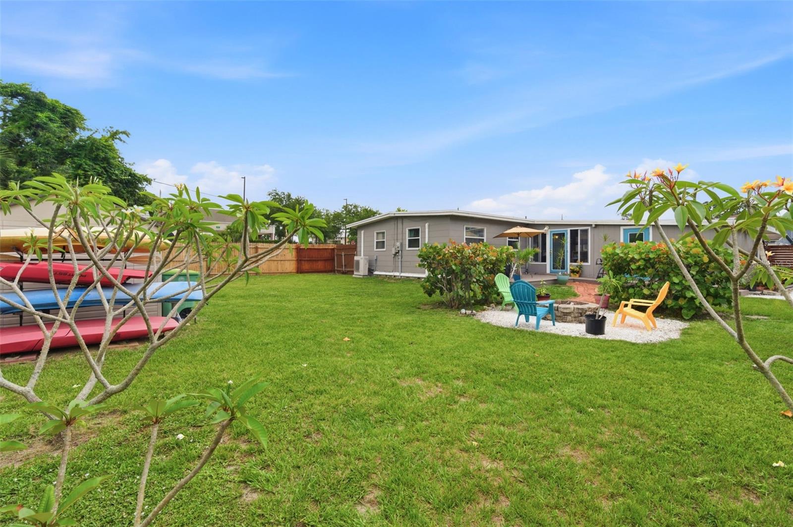 100 AVERY AVE, CRYSTAL BEACH, FL — photo 4