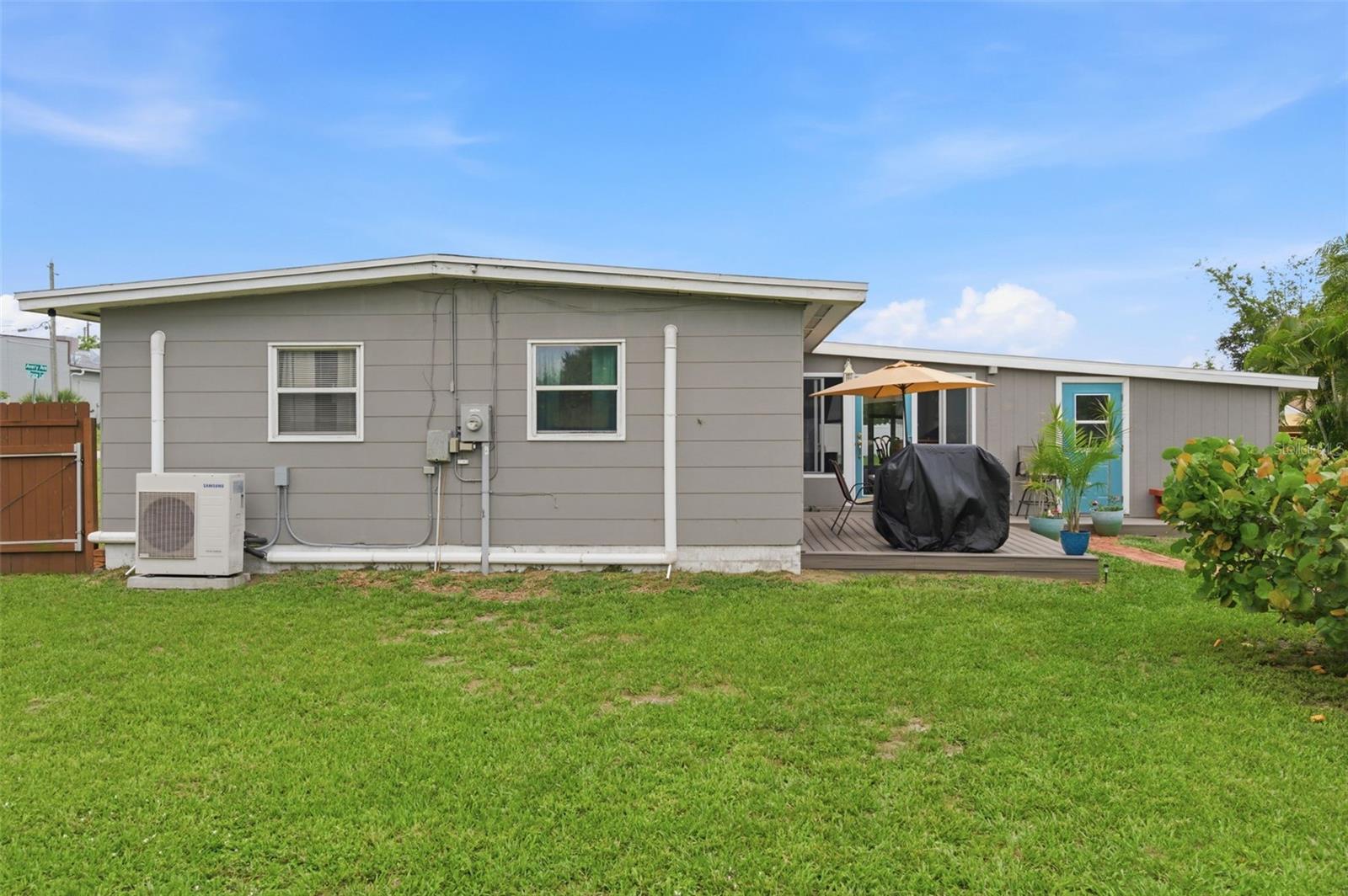 100 AVERY AVE, CRYSTAL BEACH, FL — photo 33