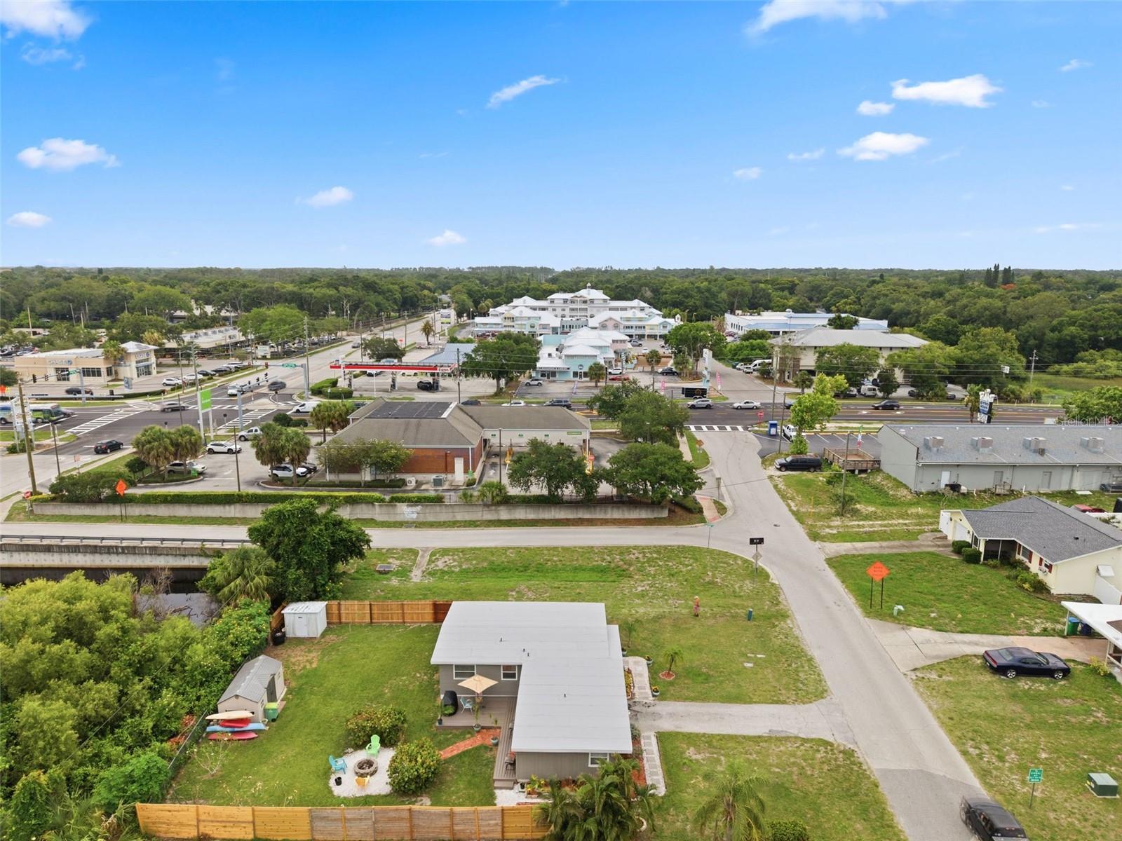 100 AVERY AVE, CRYSTAL BEACH, FL — photo 38