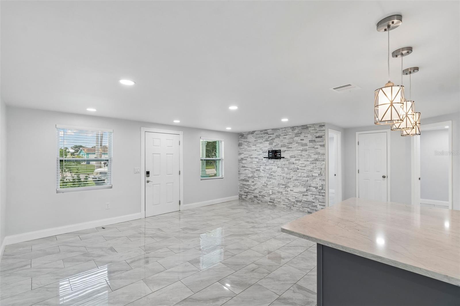 4234 FLORAMAR TER, NEW PORT RICHEY, FL — photo 11