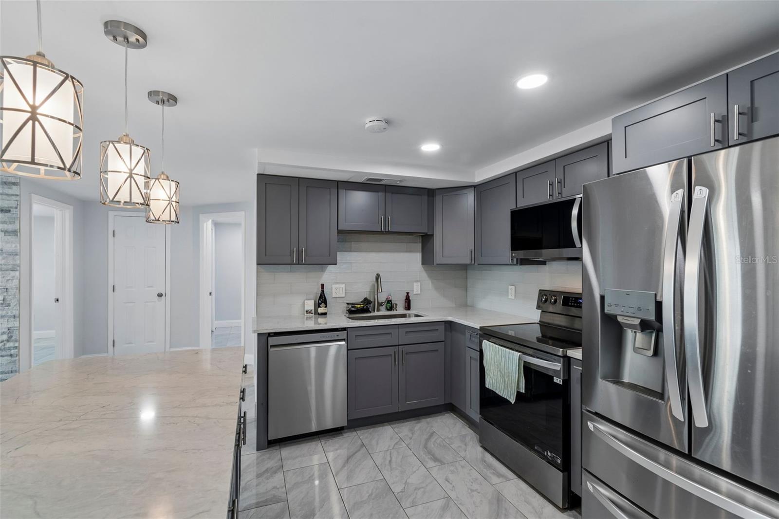 4234 FLORAMAR TER, NEW PORT RICHEY, FL — photo 19