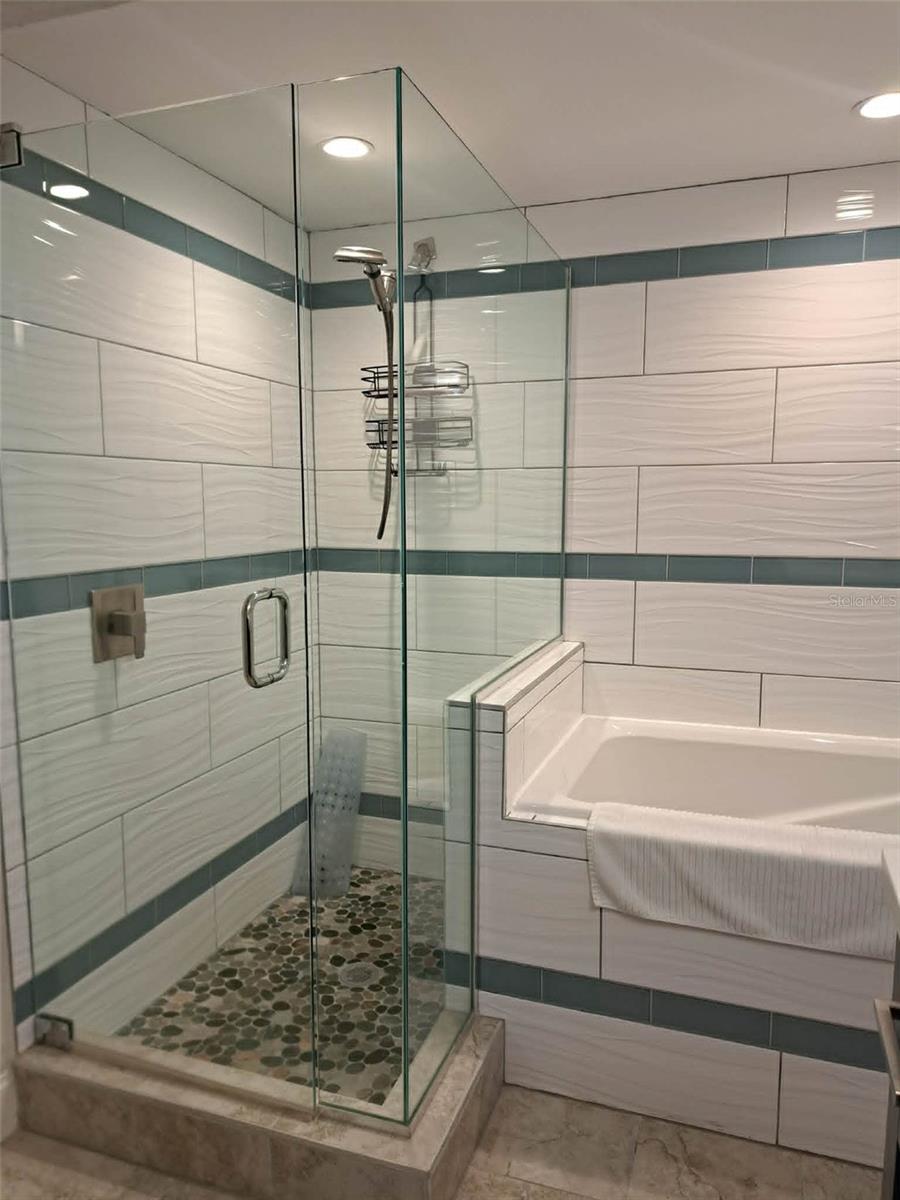 2802 PASS A GRILLE WAY #1, ST PETERSBURG, FL — photo 16