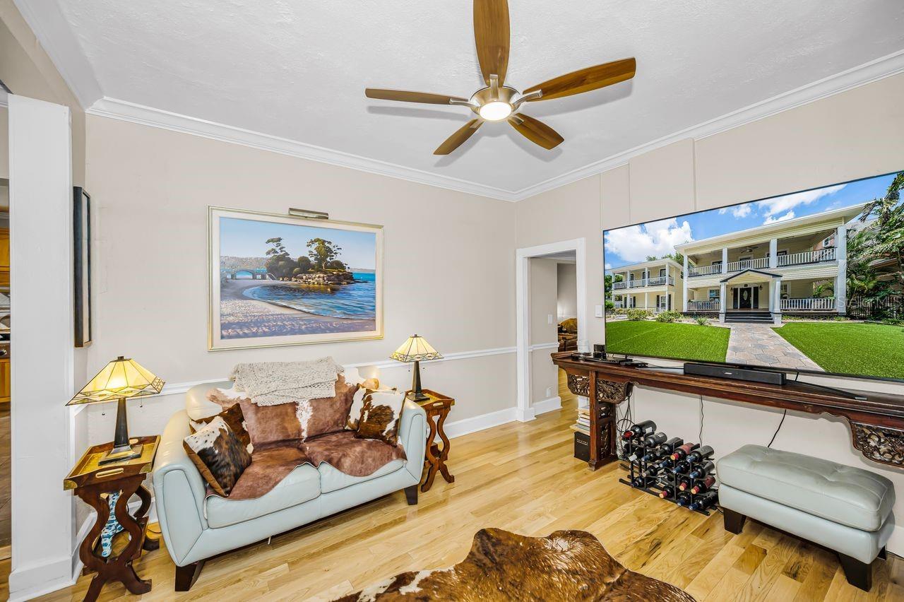 732 and 732 1/2 NE OAK ST, ST PETERSBURG, FL — photo 18