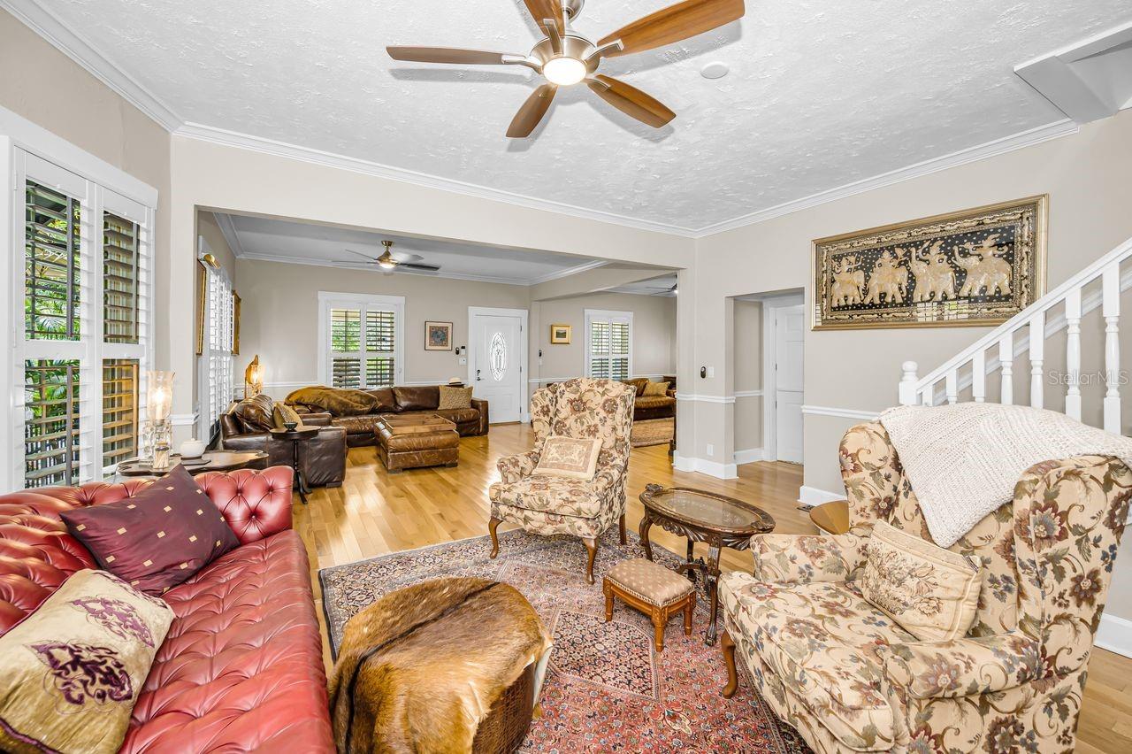 732 and 732 1/2 NE OAK ST, ST PETERSBURG, FL — photo 11