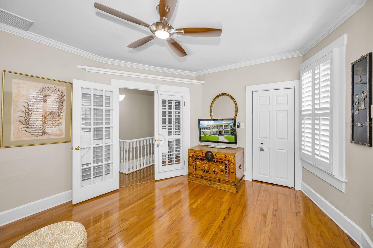 732 and 732 1/2 NE OAK ST, ST PETERSBURG, FL — photo 42