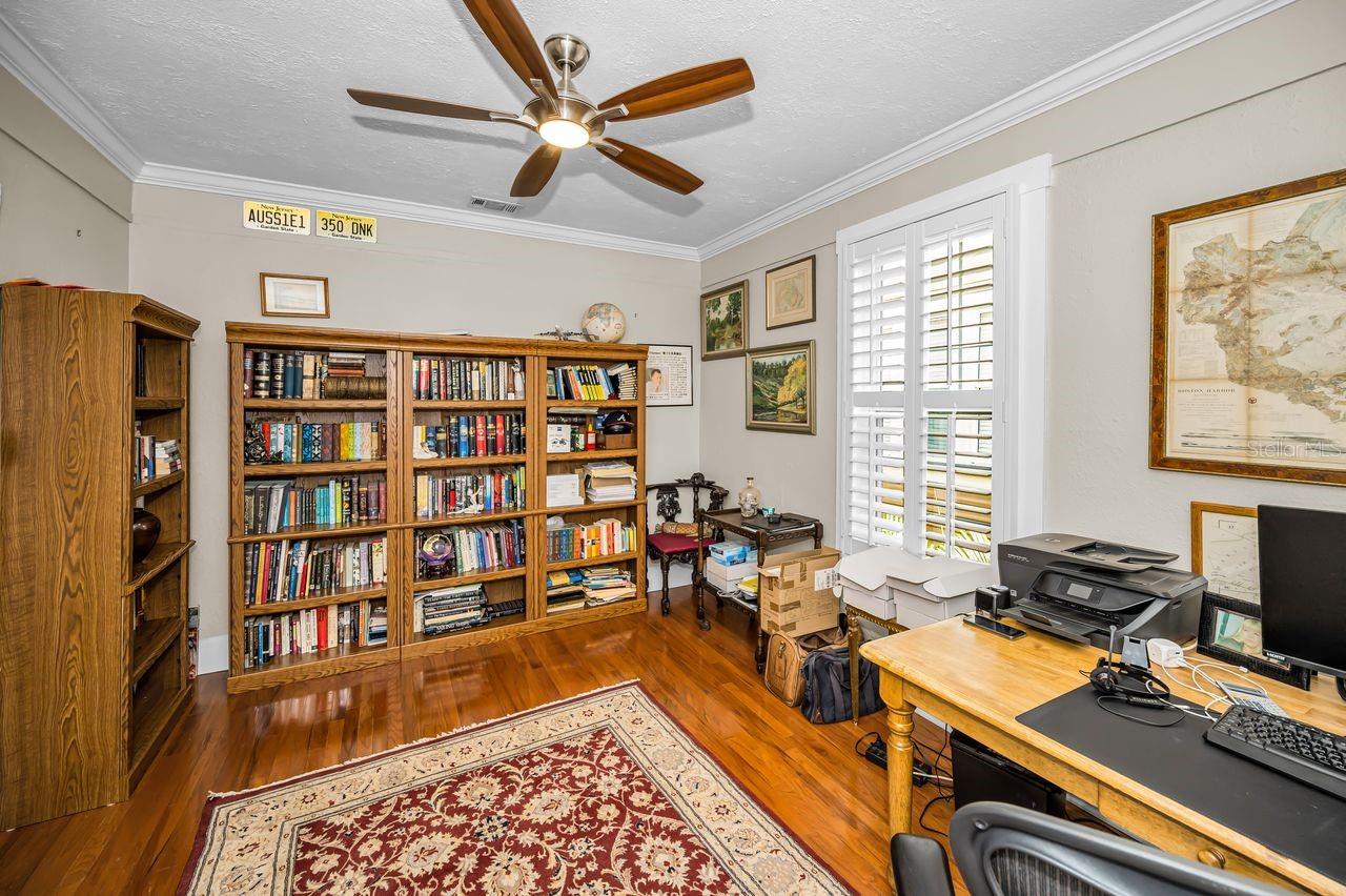 732 and 732 1/2 NE OAK ST, ST PETERSBURG, FL — photo 44