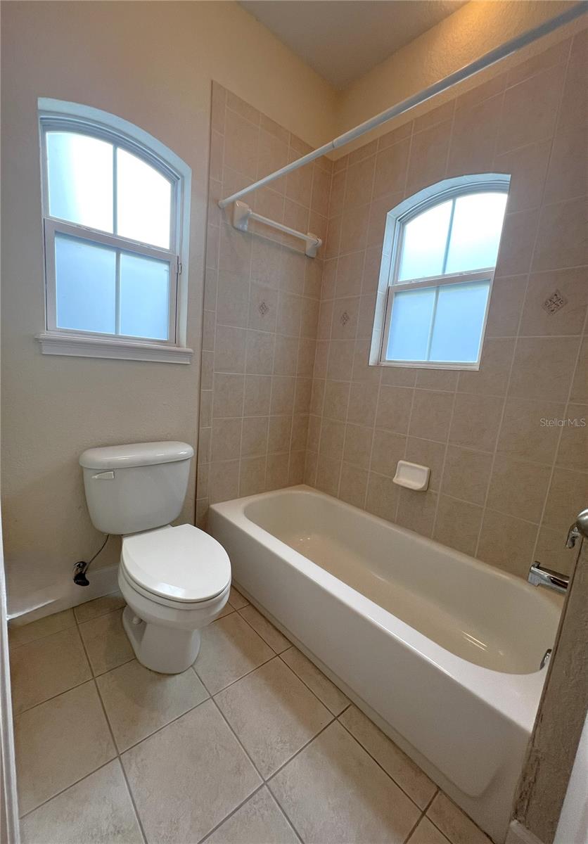 1762 NW 34TH ST #2, GAINESVILLE, FL — photo 22