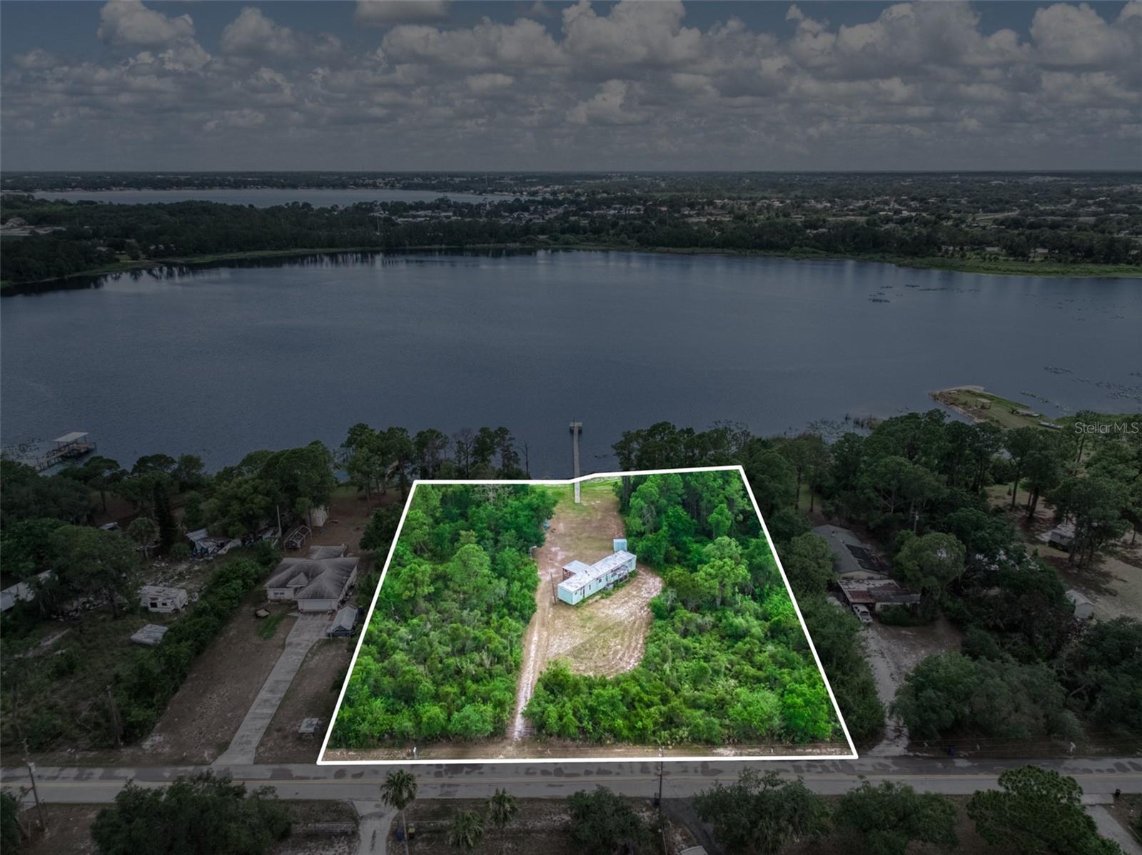 3144 HOLIDAY BEACH DR, AVON PARK, FL