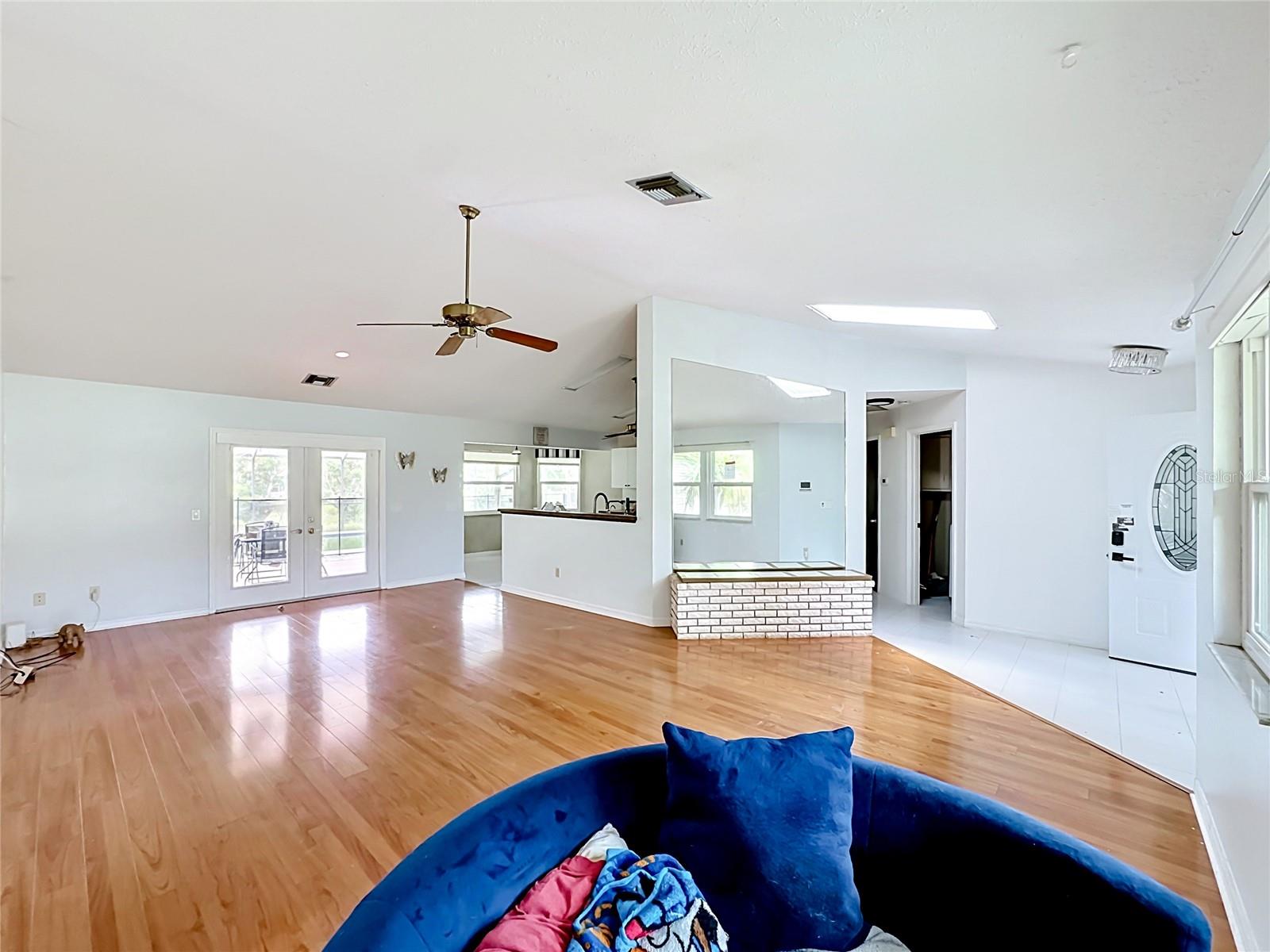 1654 SE FALLON DR, PORT ST LUCIE, FL — photo 9