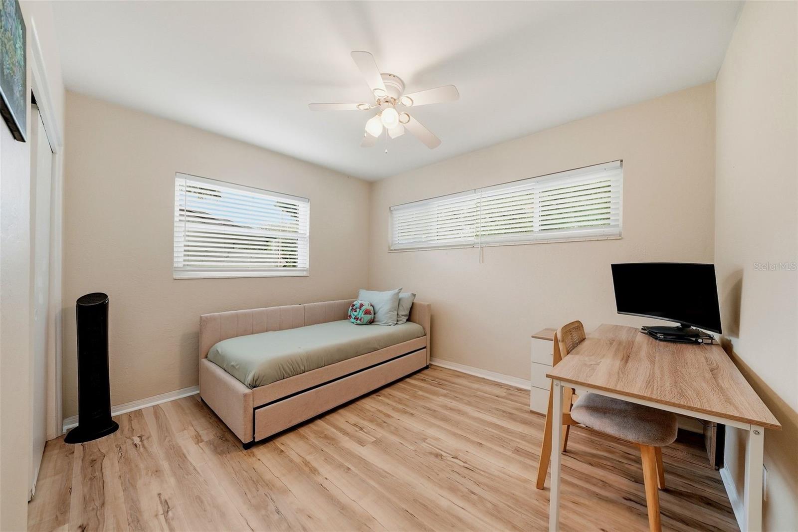 2489 58TH ST N, ST PETERSBURG, FL — photo 27