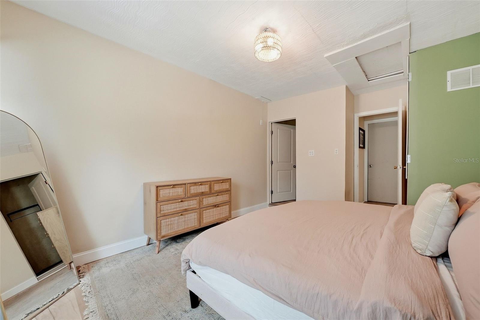 2489 58TH ST N, ST PETERSBURG, FL — photo 30