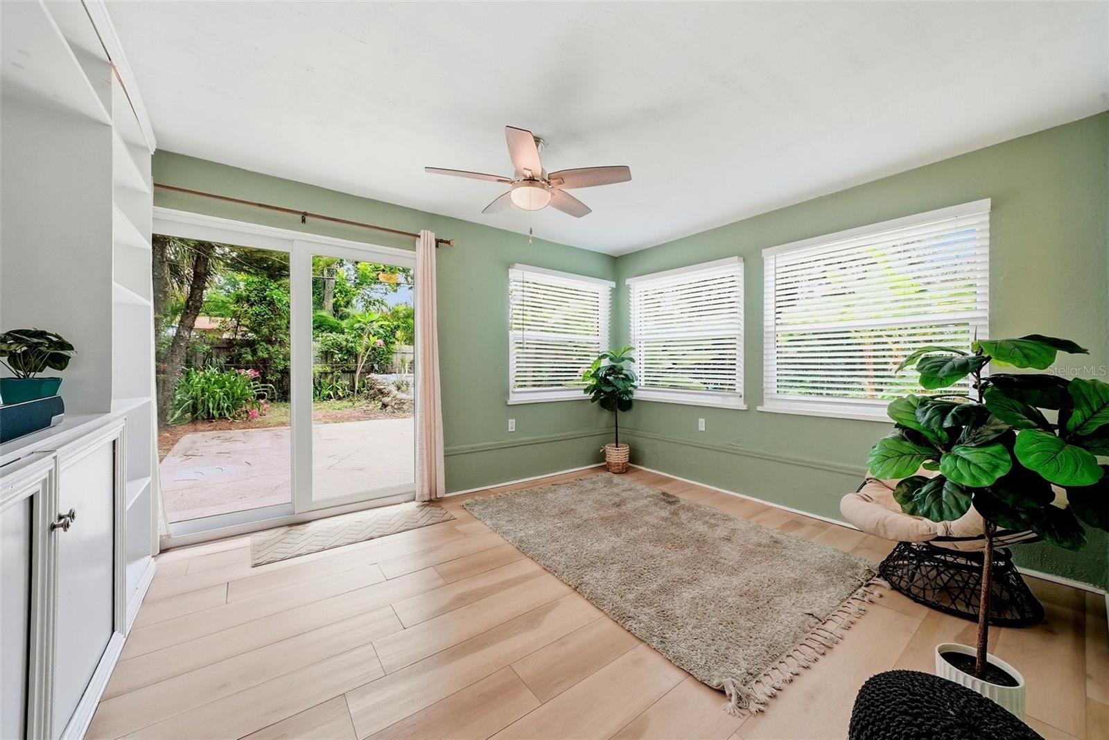 2489 58TH ST N, ST PETERSBURG, FL — photo 32