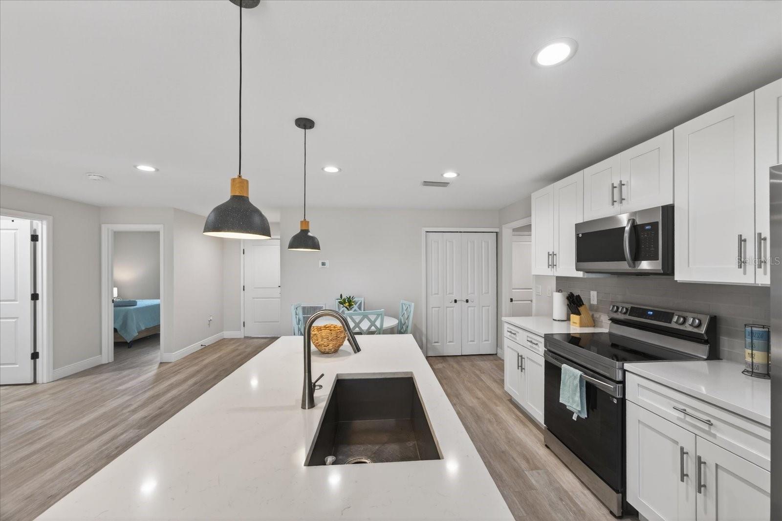 12114 CLARENDON AVE, PORT CHARLOTTE, FL — photo 19