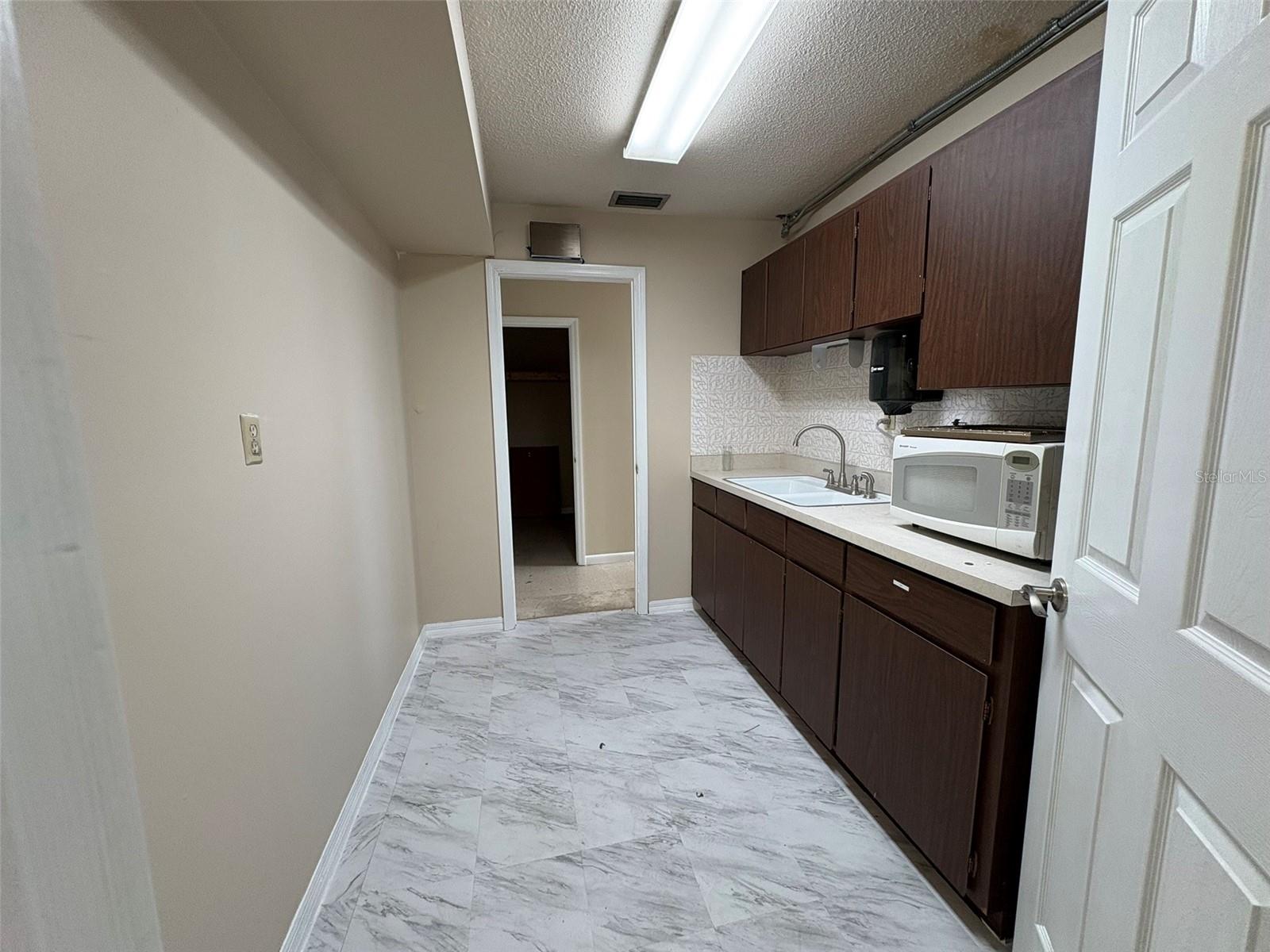 264 E ALTAMONTE DR, ALTAMONTE SPRINGS, FL — photo 7
