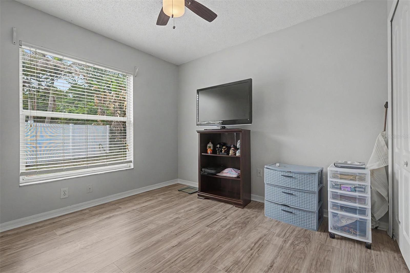10238 CHARLESTON CORNER RD, TAMPA, FL — photo 24