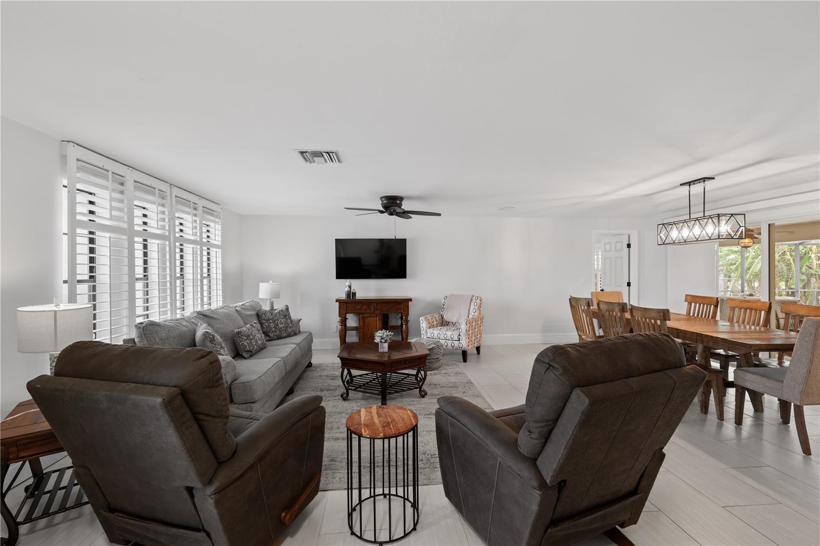 5215 PELICAN BLVD, CAPE CORAL, FL — photo 8
