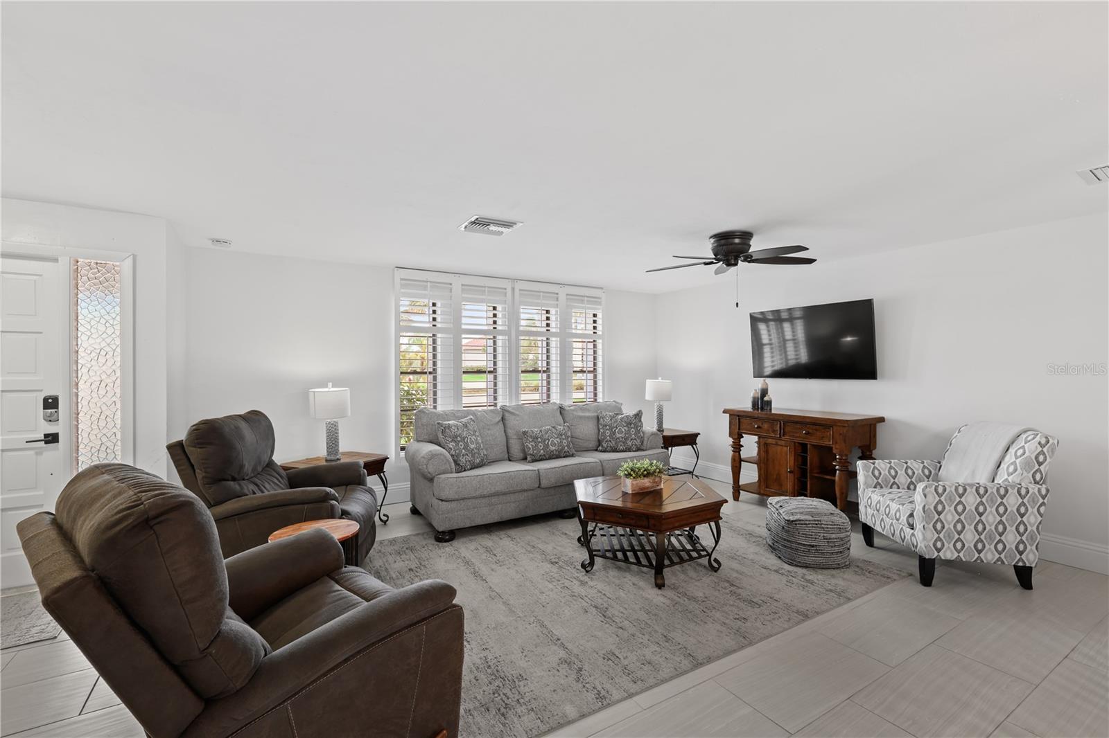 5215 PELICAN BLVD, CAPE CORAL, FL — photo 9