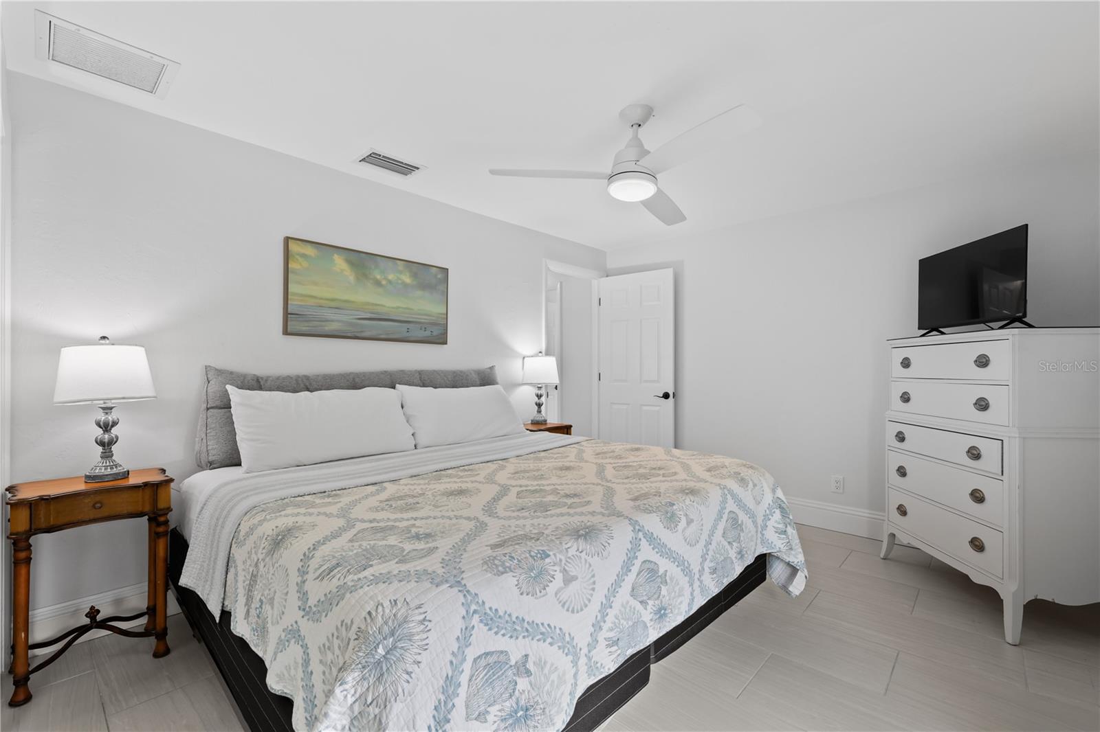 5215 PELICAN BLVD, CAPE CORAL, FL — photo 38