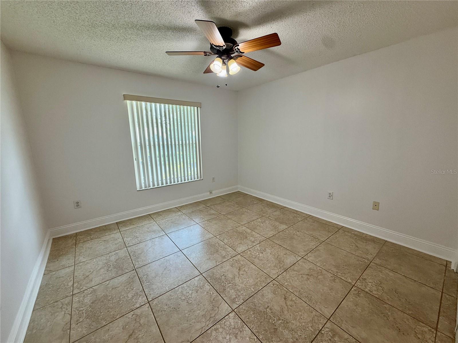 2461 BENTLEY DR, PALM HARBOR, FL — photo 9